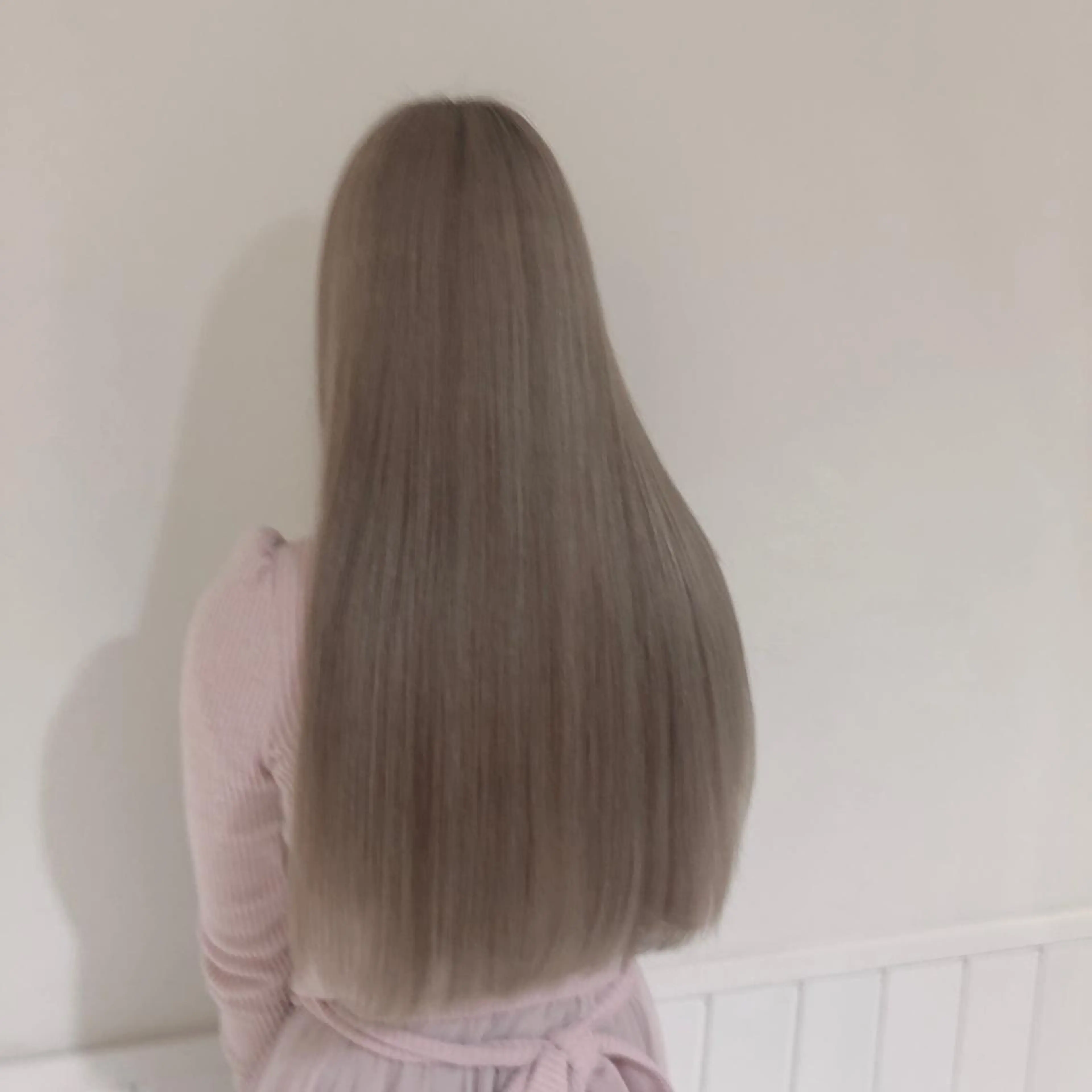 ロング カラー ベージュカラー フォギーベージュ トリートメント 湯田実津希🤎 ﾐﾙｸﾃｨ専門のヘアスタイル