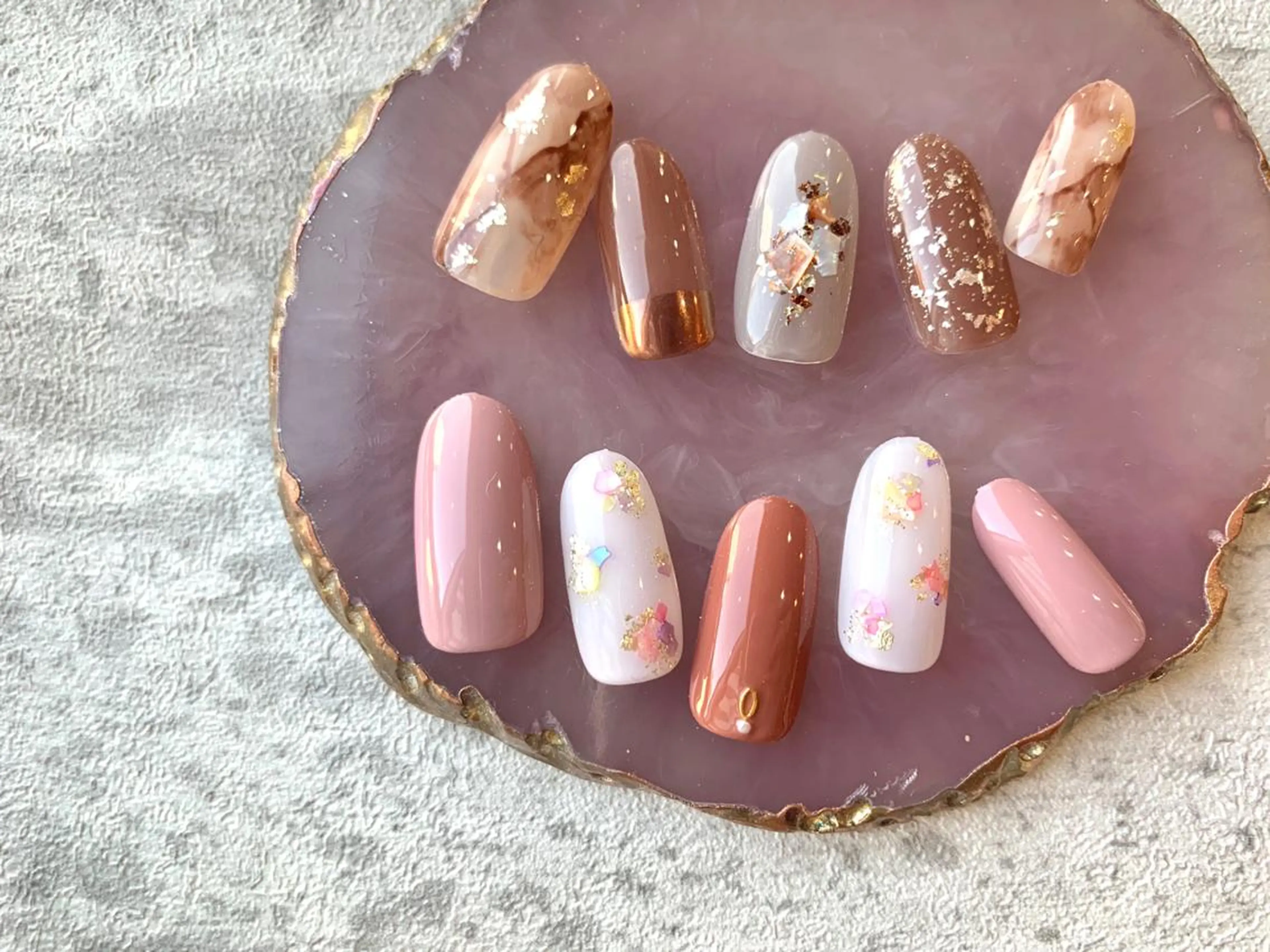 ネイル LULLABY 銀座並木通り店のマツエク・マツパデザイン