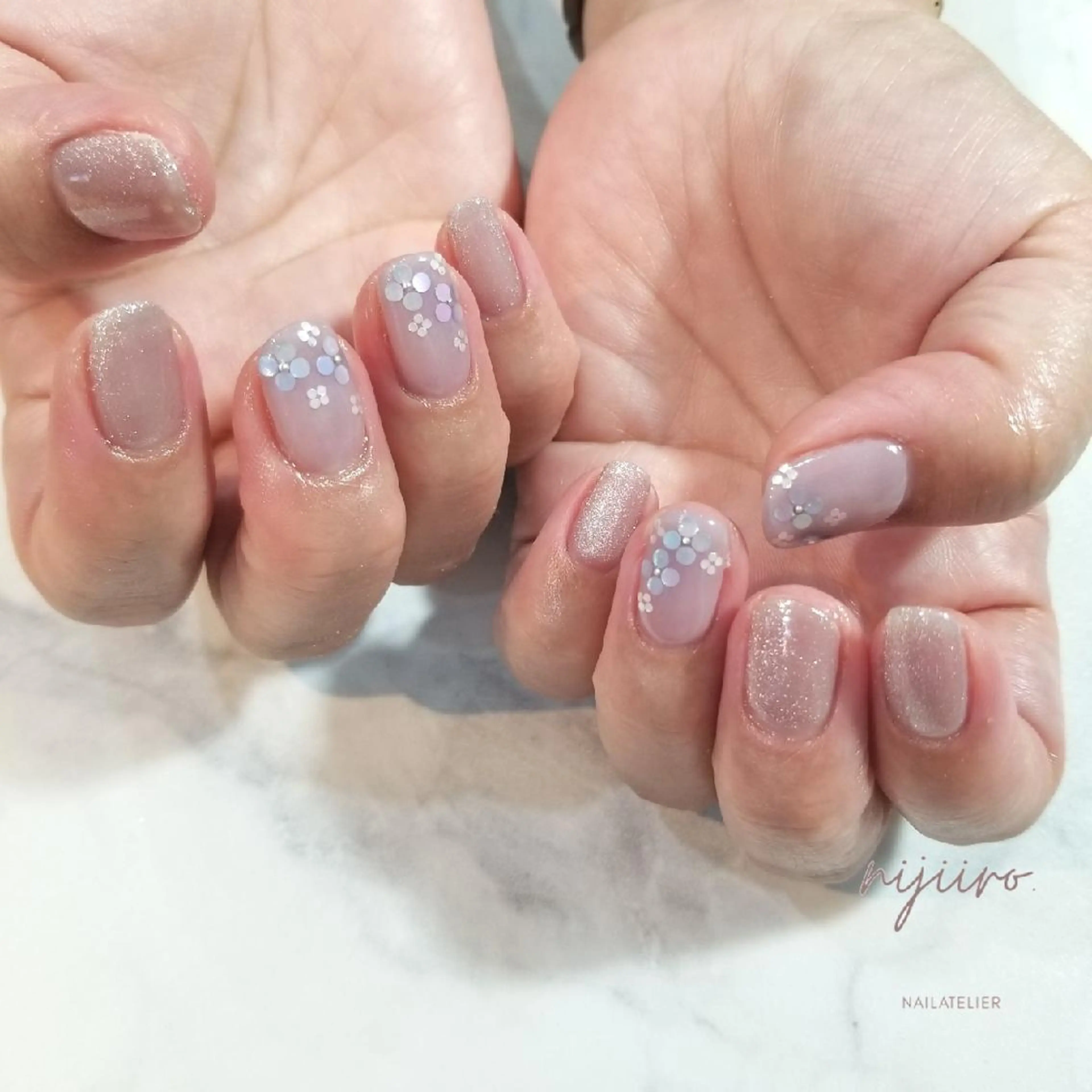 ネイル ハンドネイル nijiiro🌈 サトウのネイルデザイン