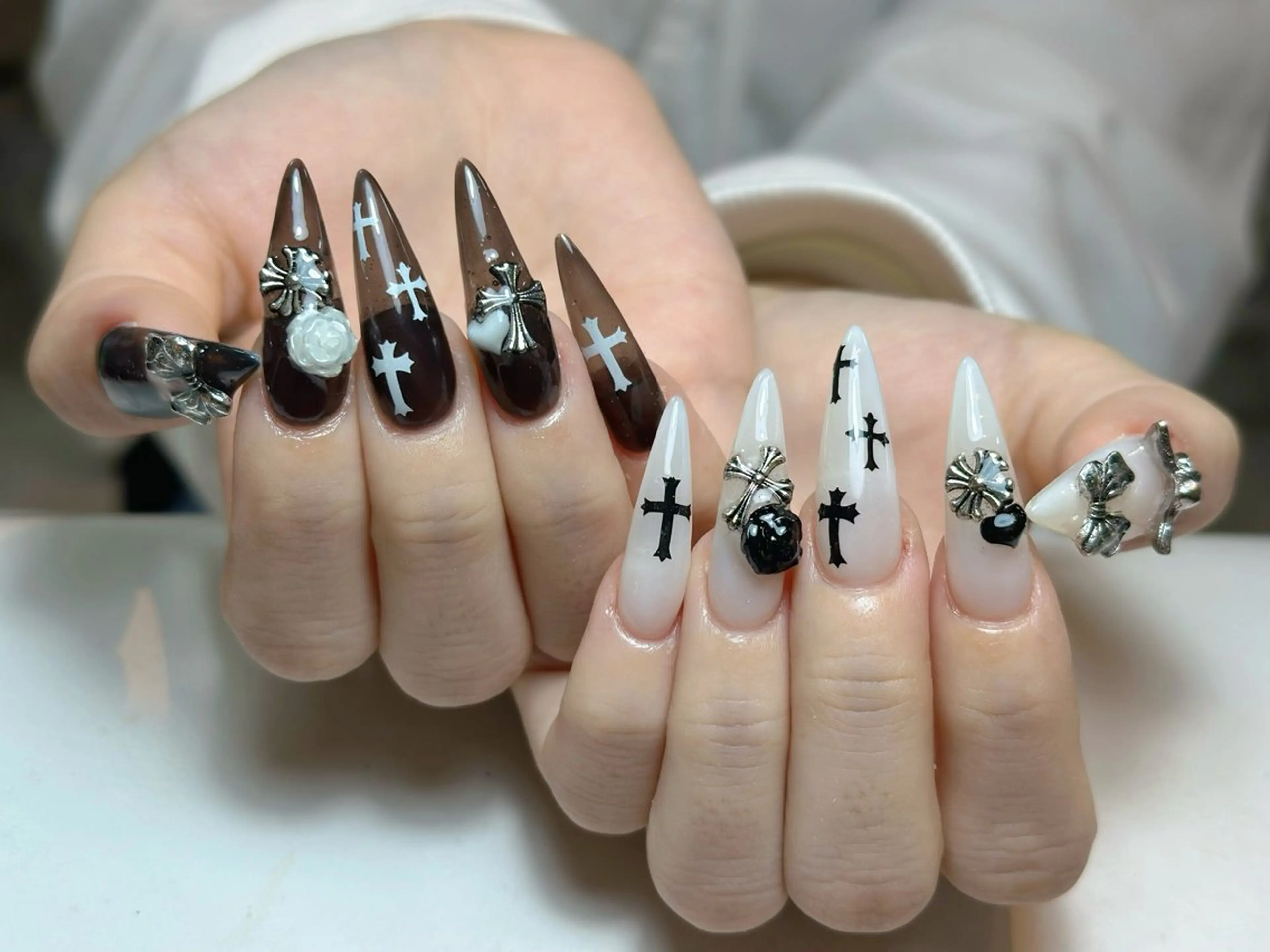 ネイル アートネイル 成人式 ジェルネイル ニュアンスネイル 夏ネイル ハンドネイル Nienail_ Luxeのネイルデザイン