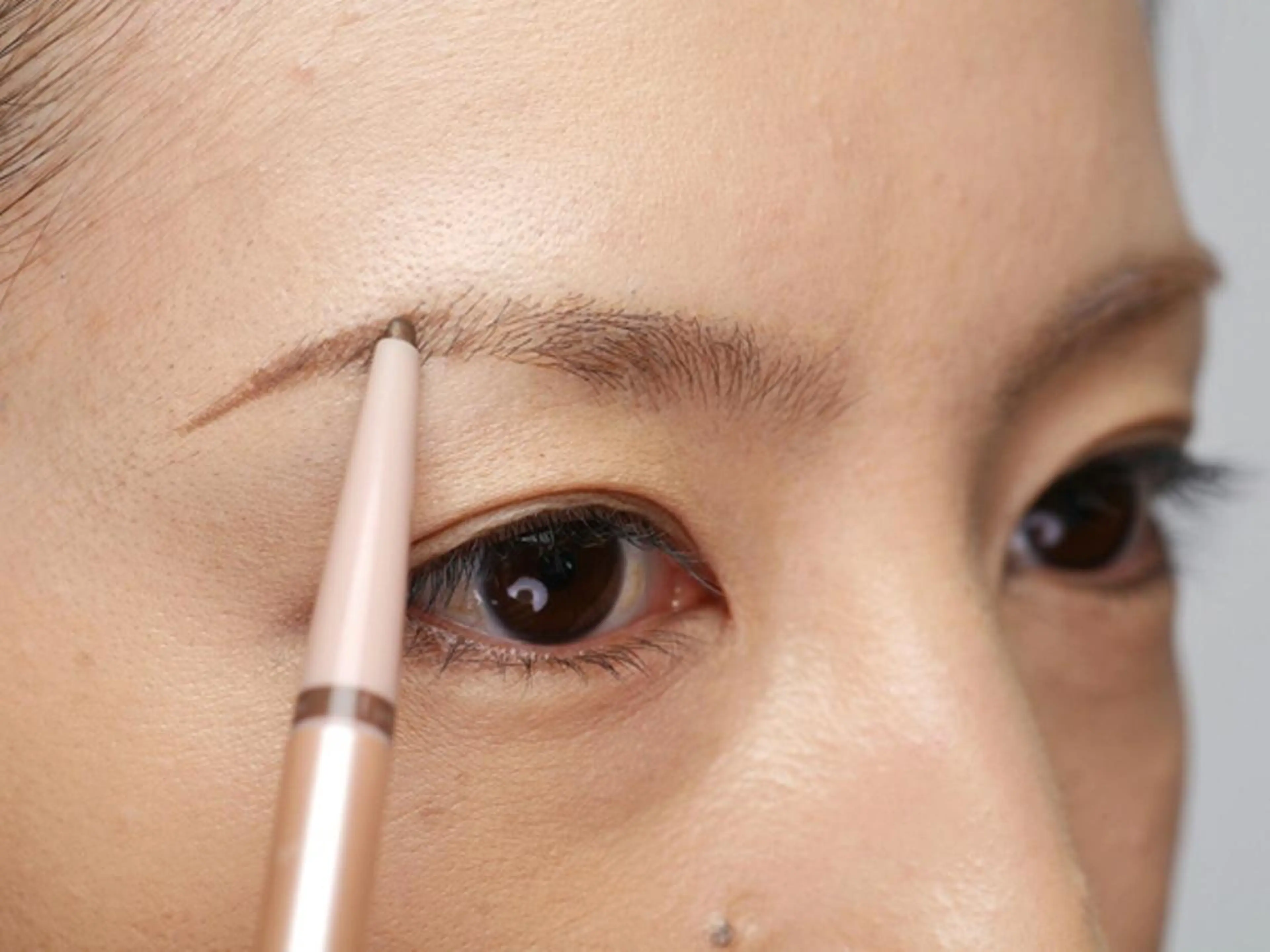 サロン・ド・オレンジ所属・吉田 尚美の眉毛・アイブロウイメージ