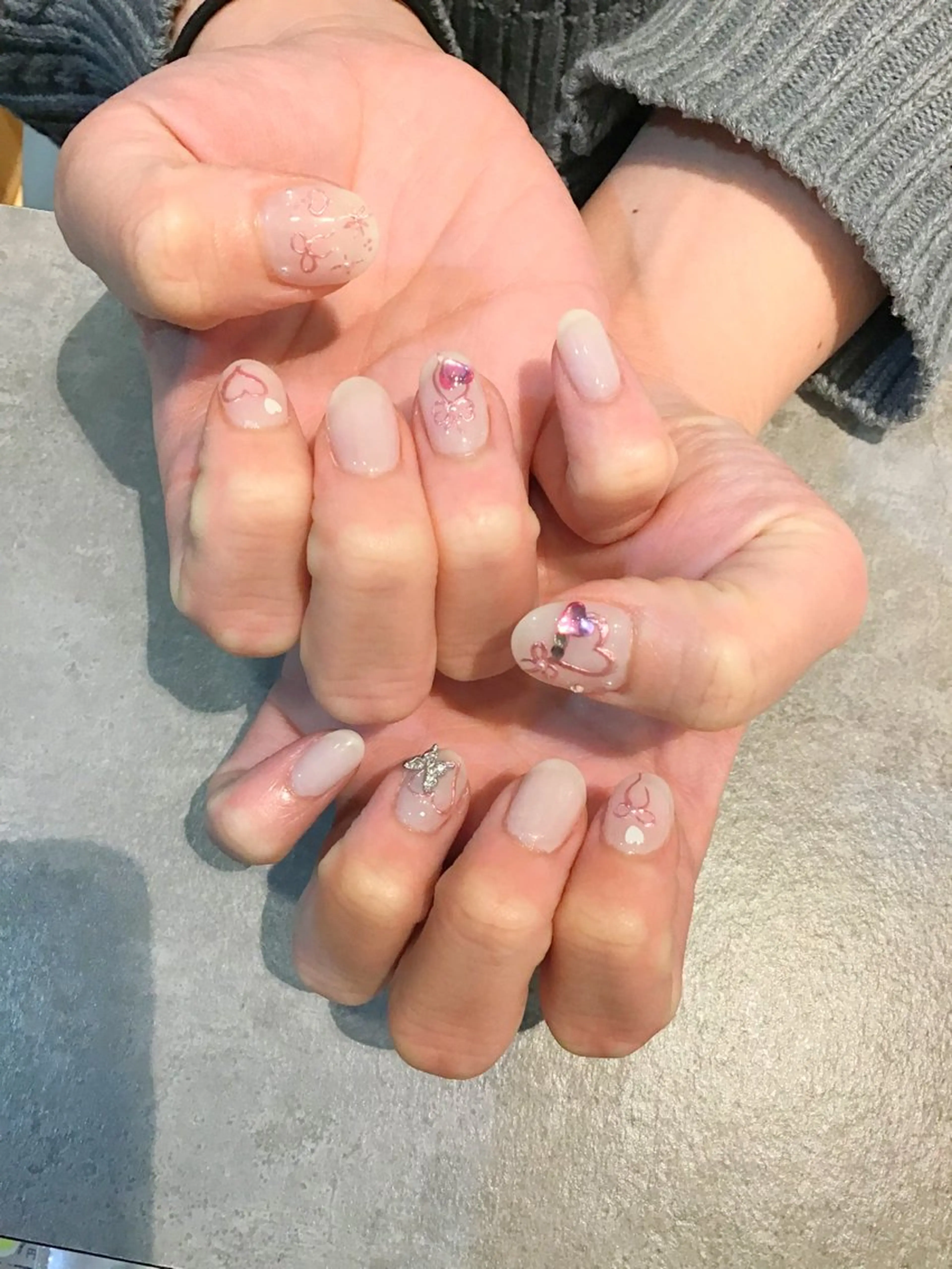 ネイル 持ち込み Nest 岩崎のネイルデザイン