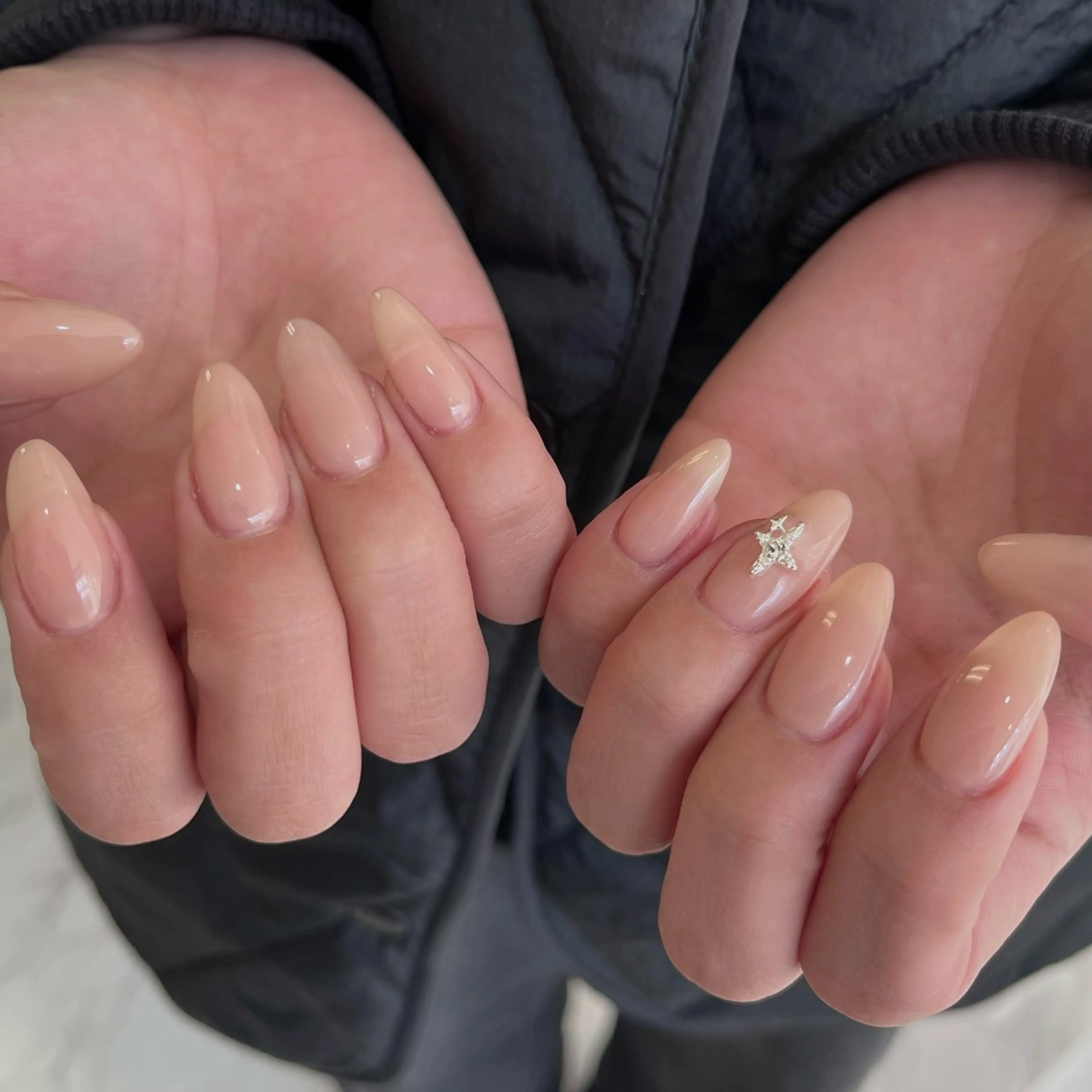 ミディアム minuit RIO🪽のネイルデザイン