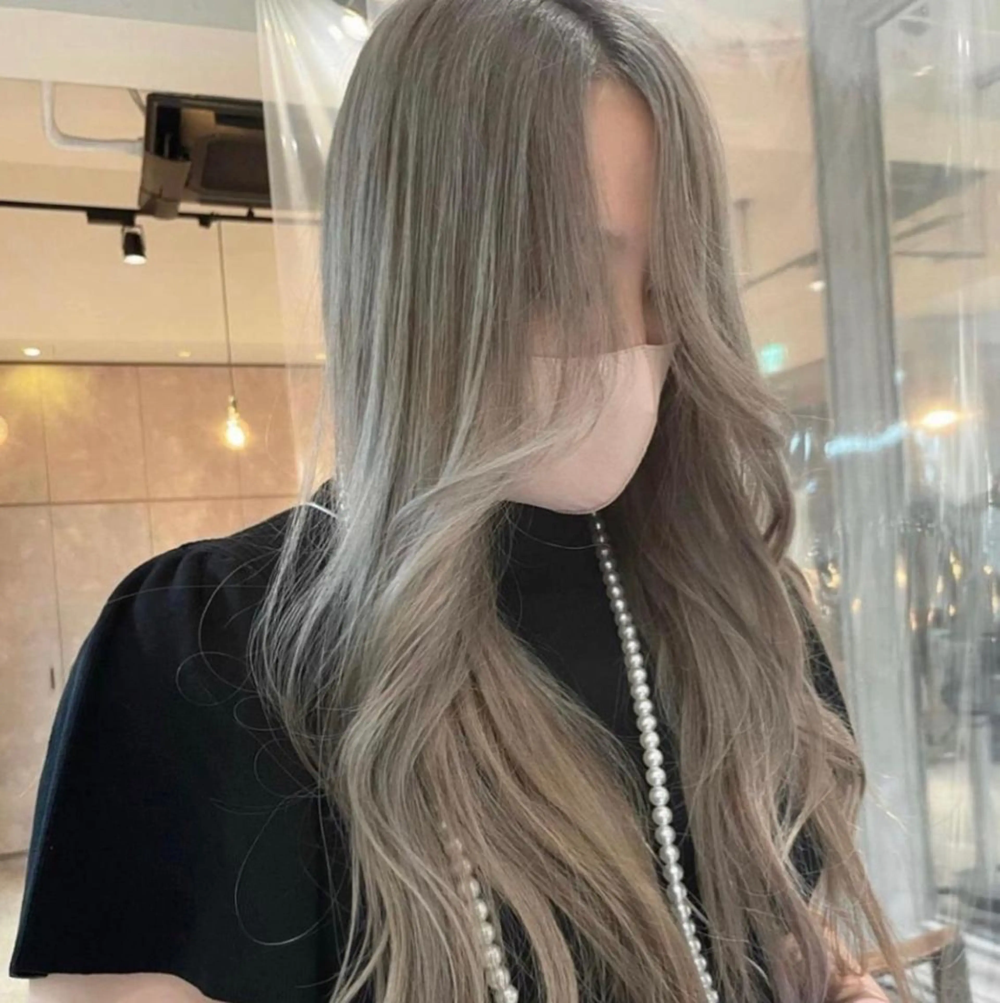 ミディアム カラー ヘアアレンジ ヘアカラー 🌹TikTok４万 ﾌｫﾛﾜｰ🌹AKIのヘアスタイル