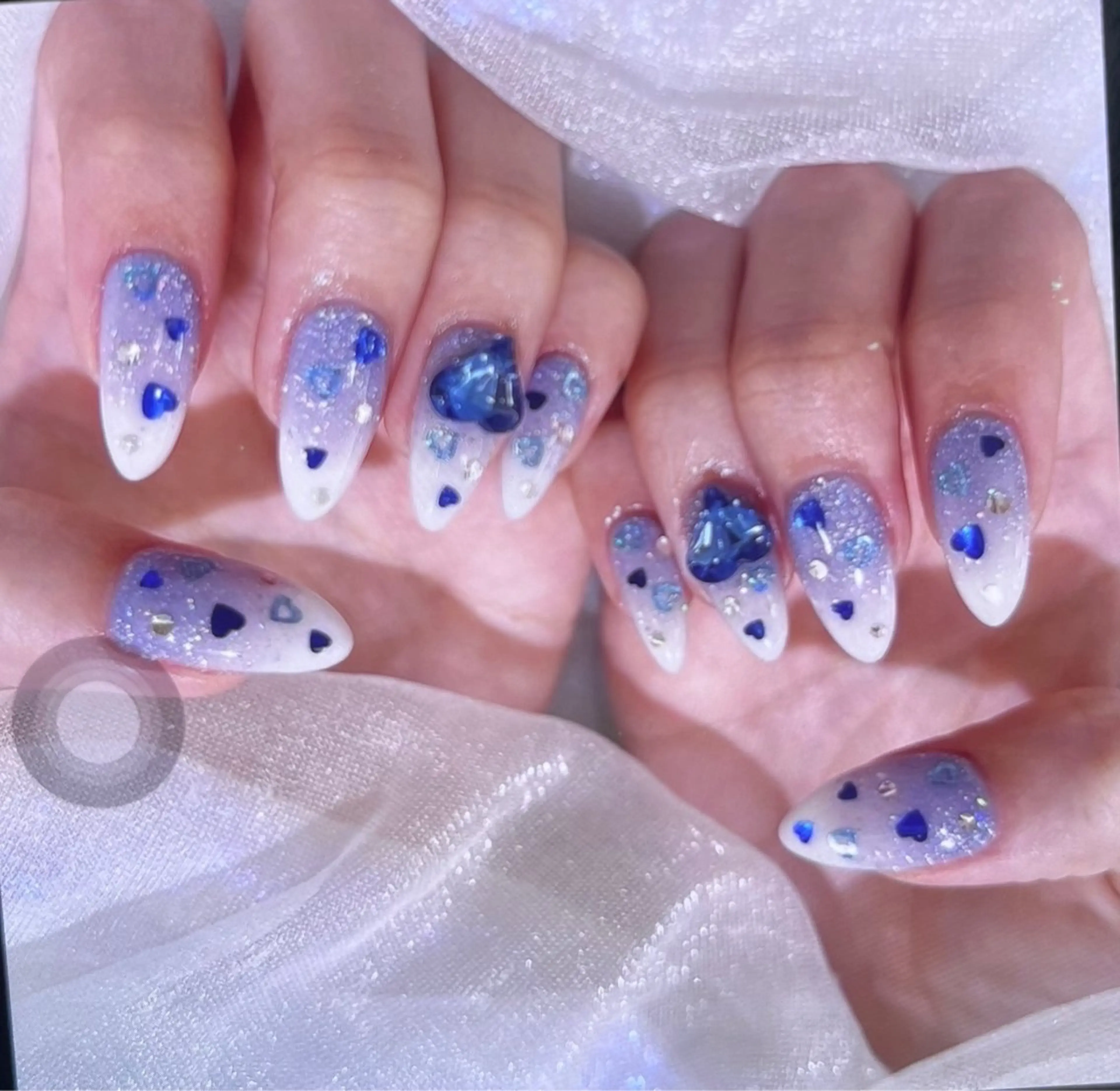 ネイル MoonNail ユリ🌸のネイルデザイン