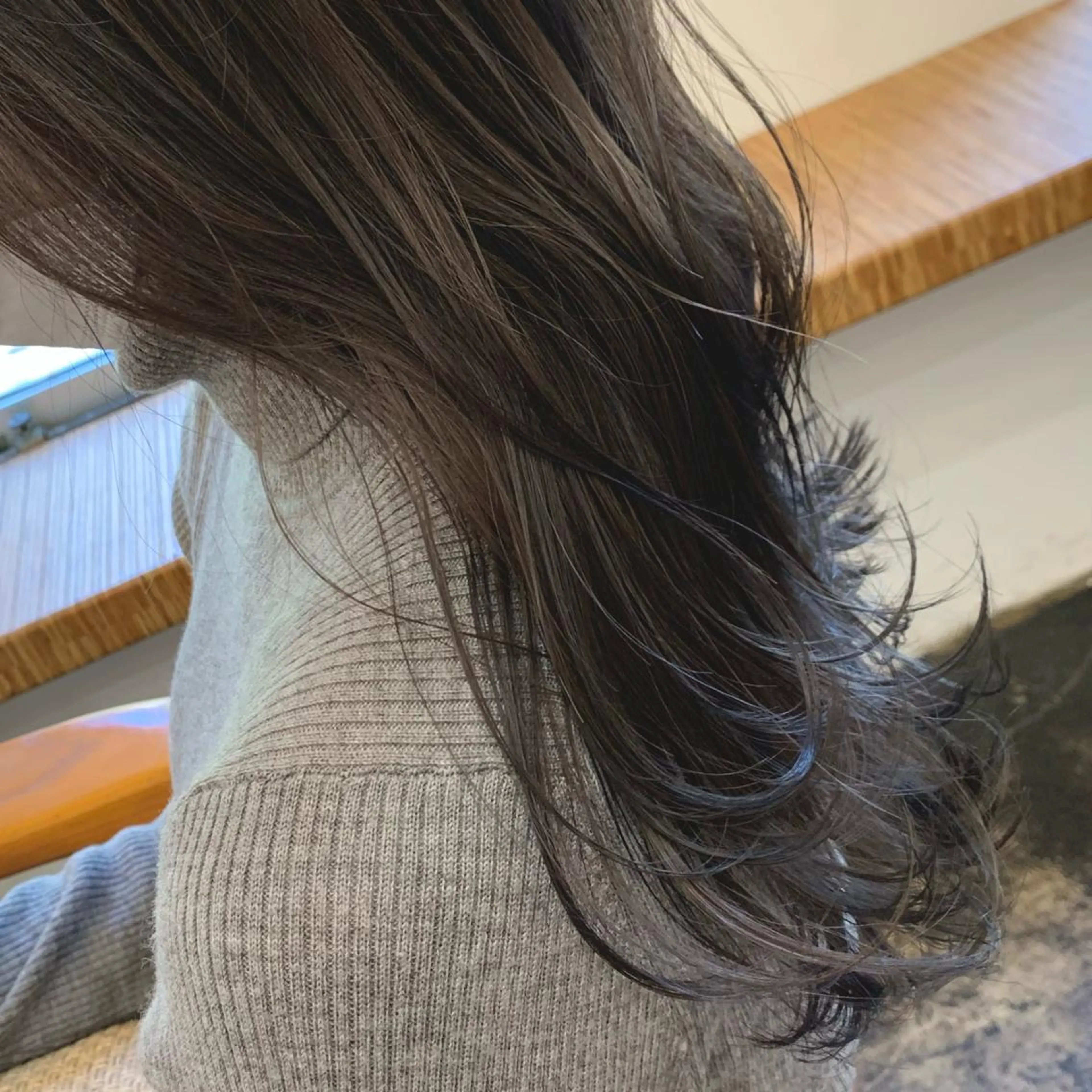 セミロング TopStylist 板花絵里のヘアスタイル