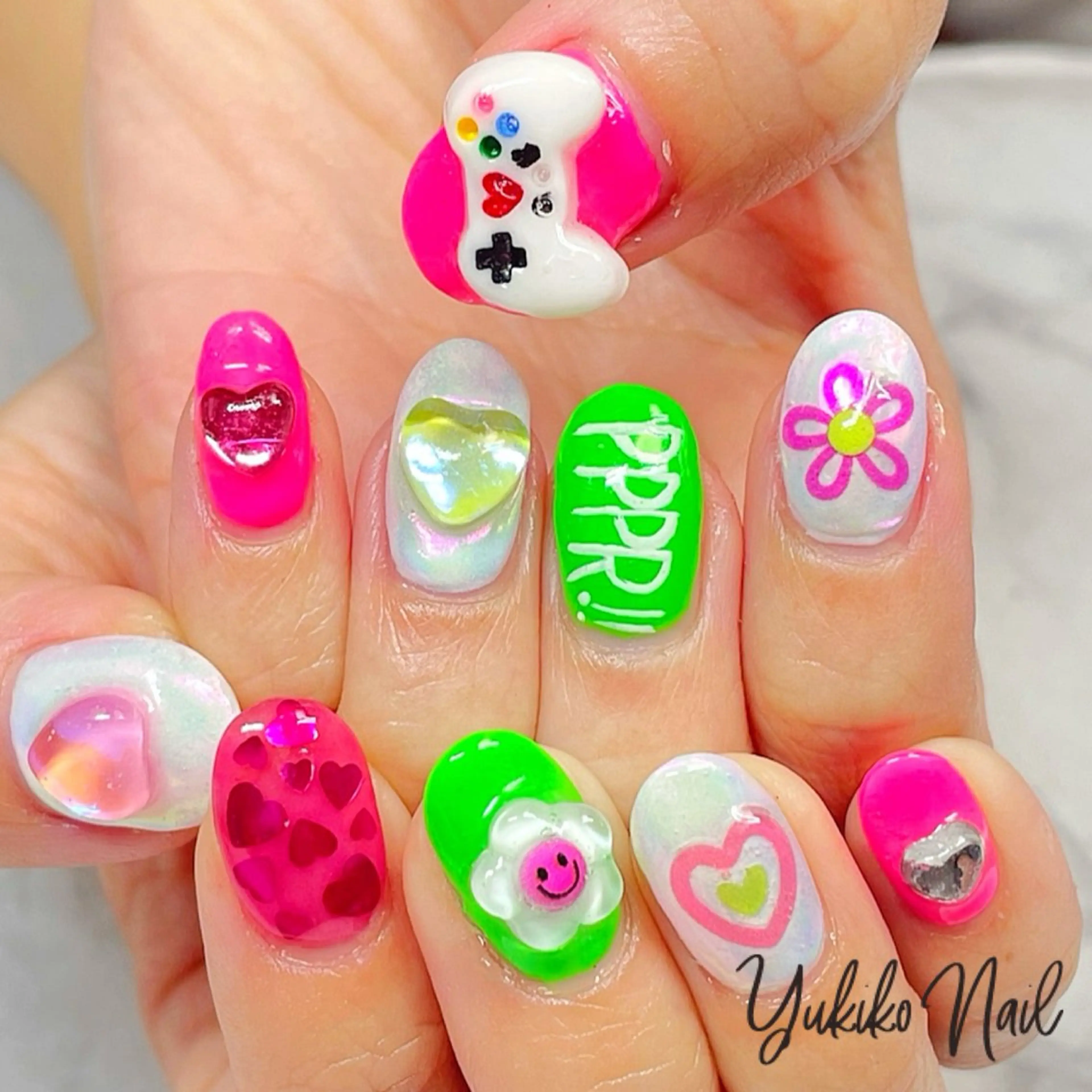 ネイル ハート 持ち込み ハンドネイル ユキコ ネイルのネイルデザイン