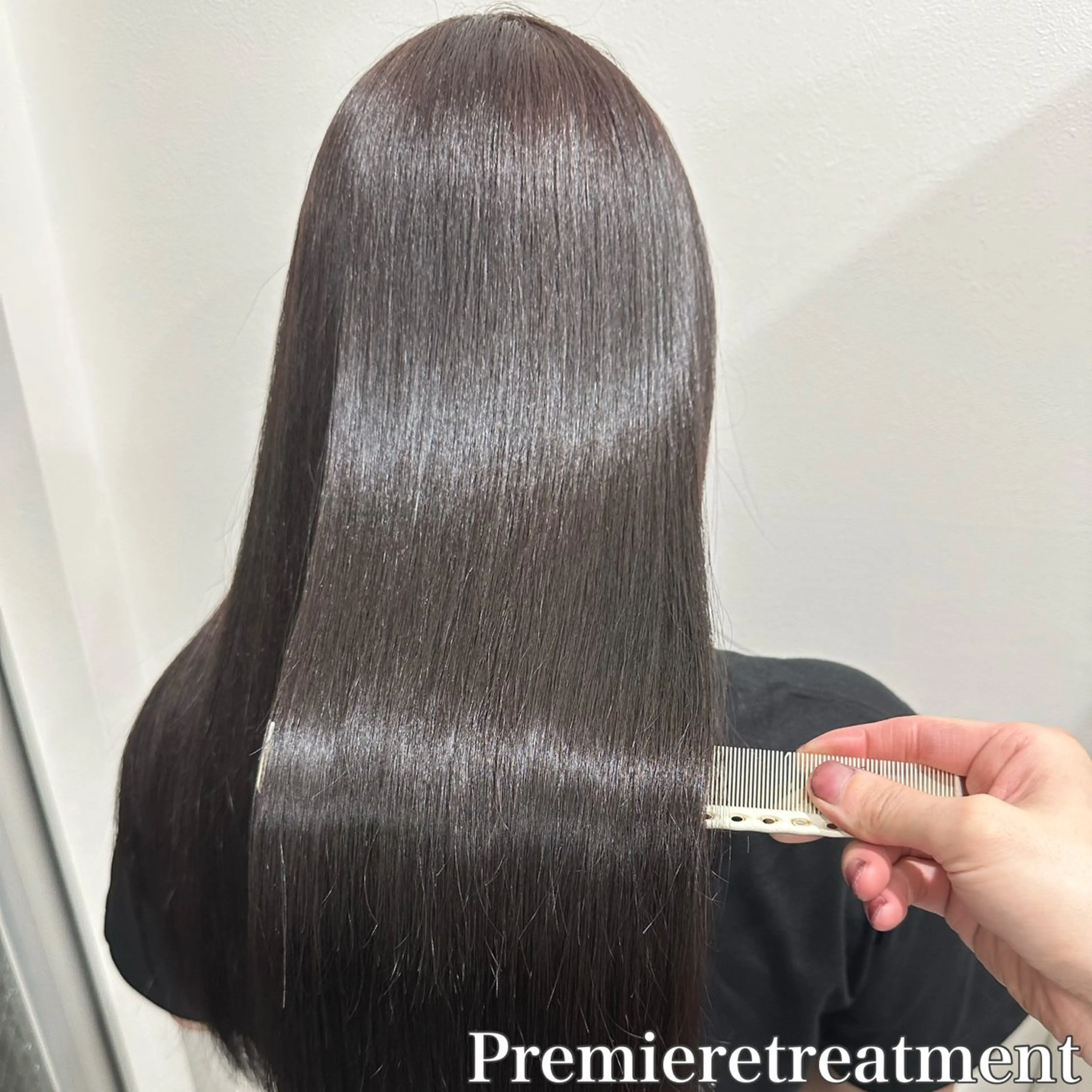 セミロング カラー ヘアアレンジ 🫧モテる💗ダメー ジレスハイトーン🫧のヘアスタイル