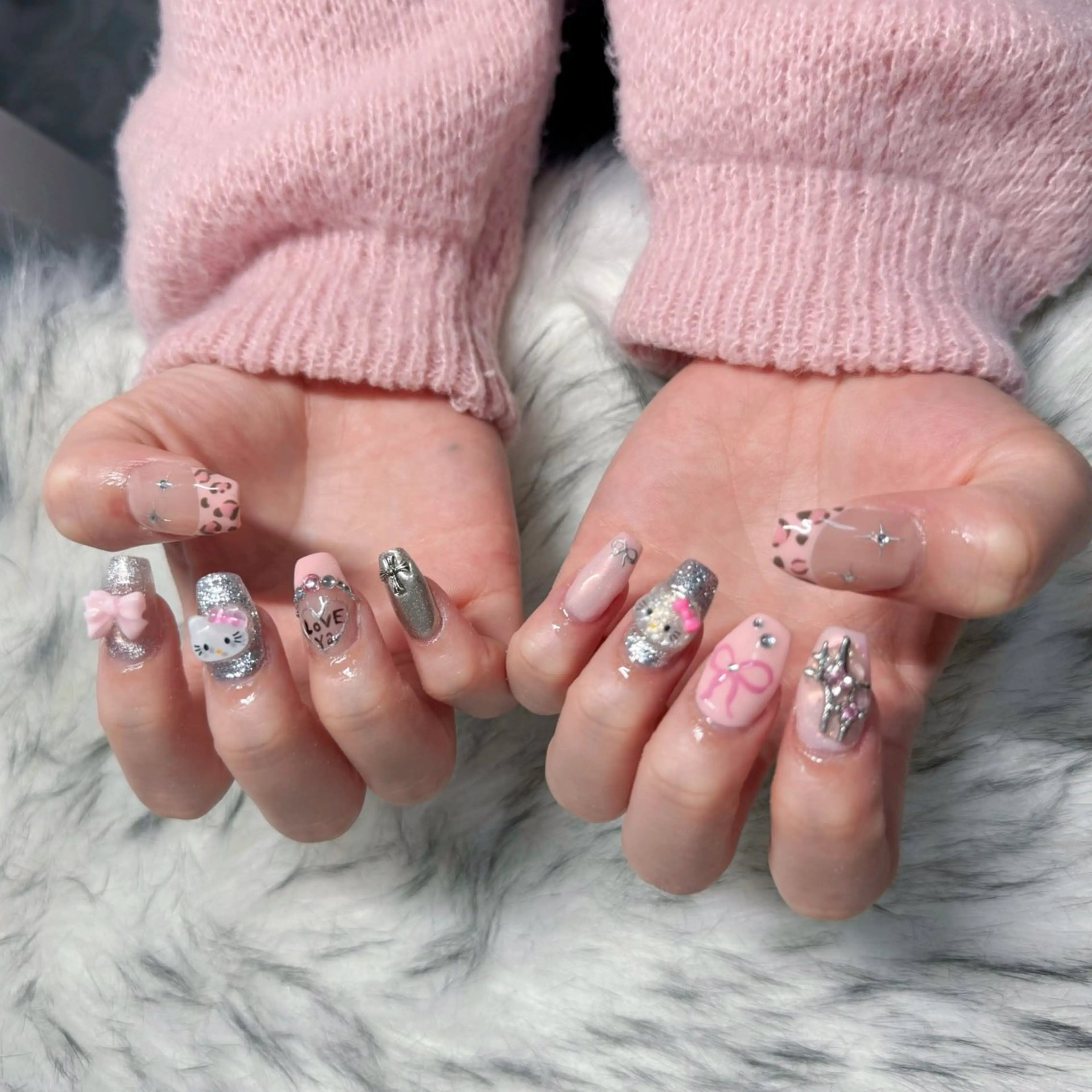 セミロング ハンドネイル mao .のネイルデザイン