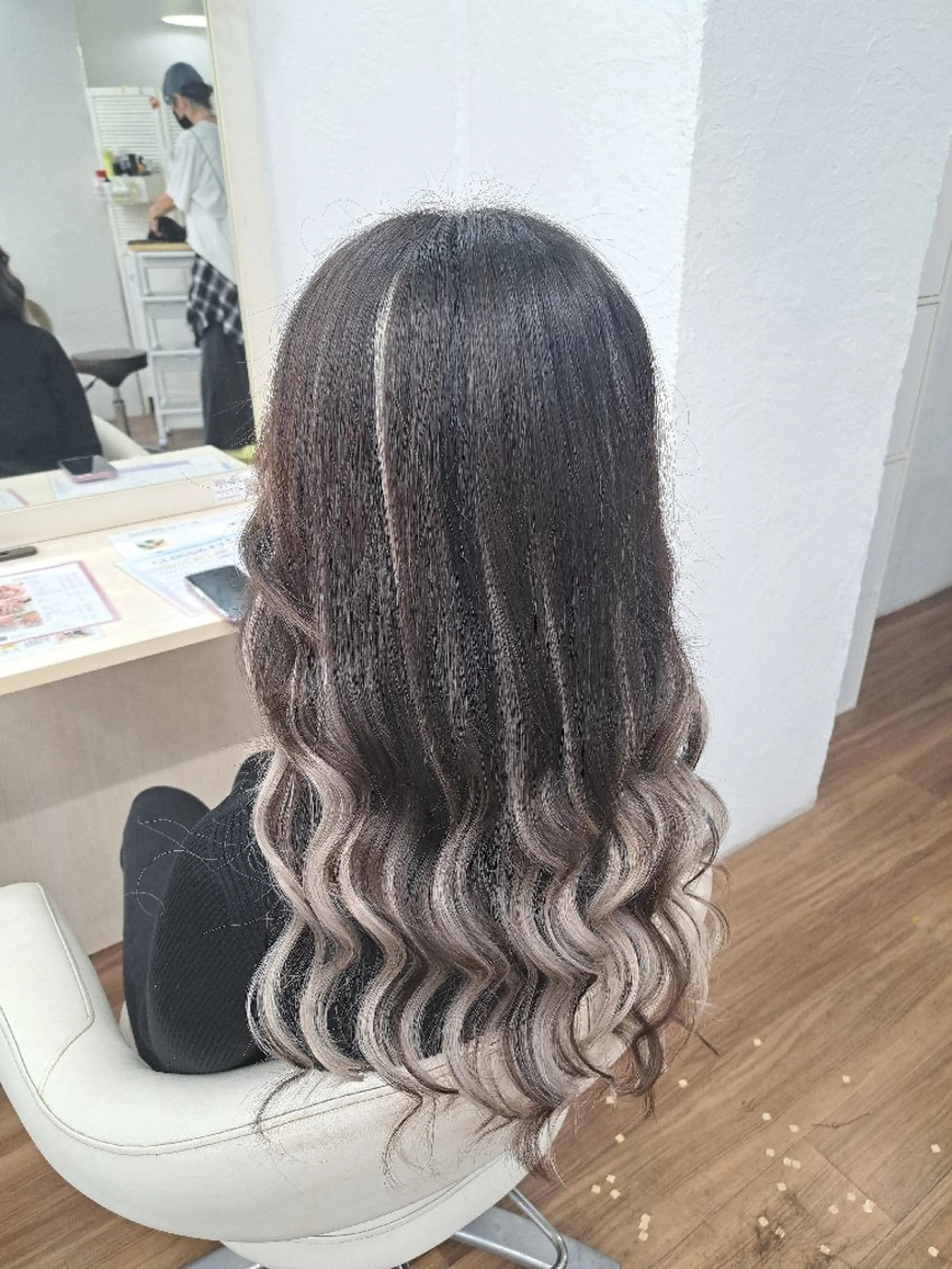 ロング カラー バレイヤージュ エクステ レイヤーカット エクステ GLOSS❤︎ Harunaのヘアスタイル