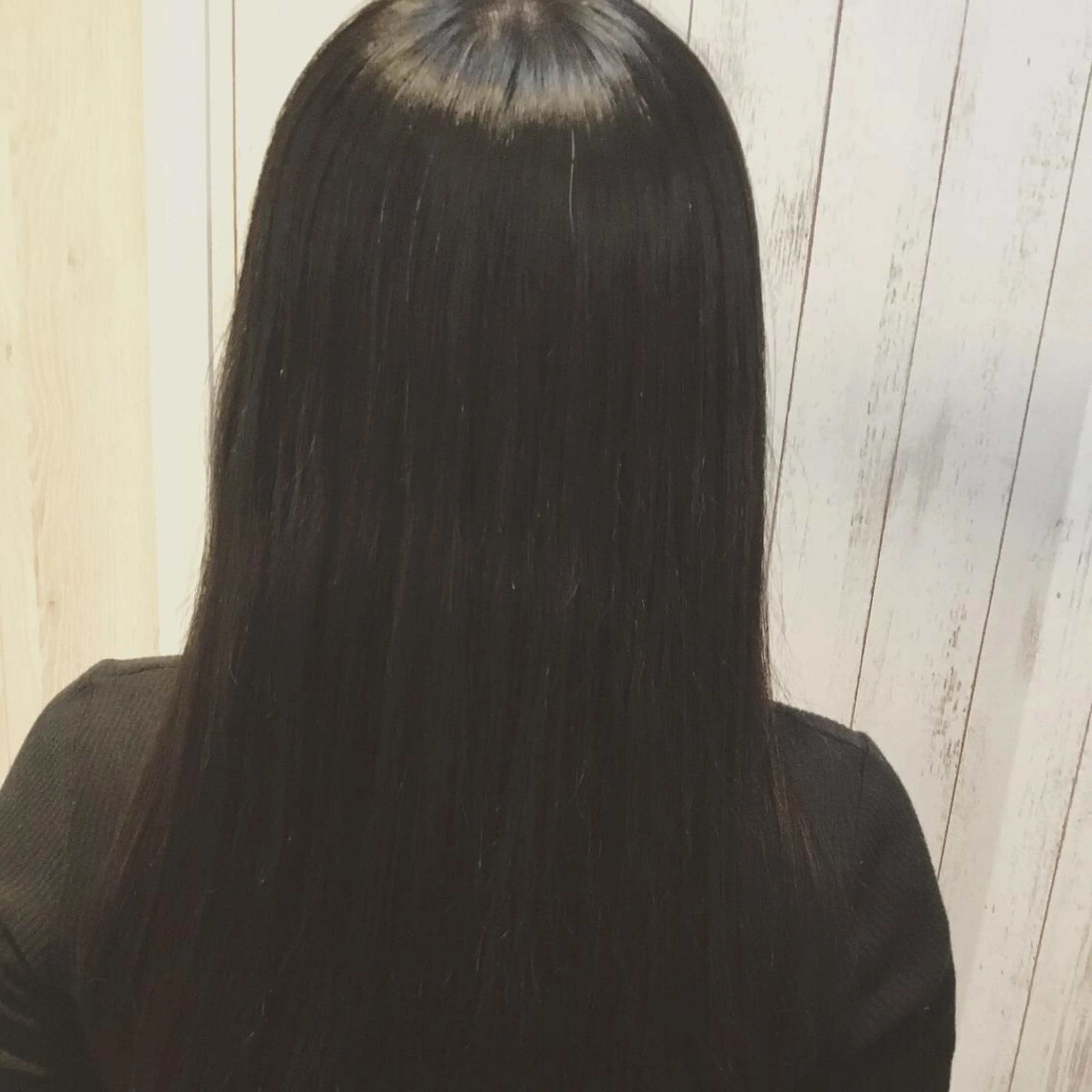 ロング カラー パーマ embrace エンブレイスのヘアスタイル