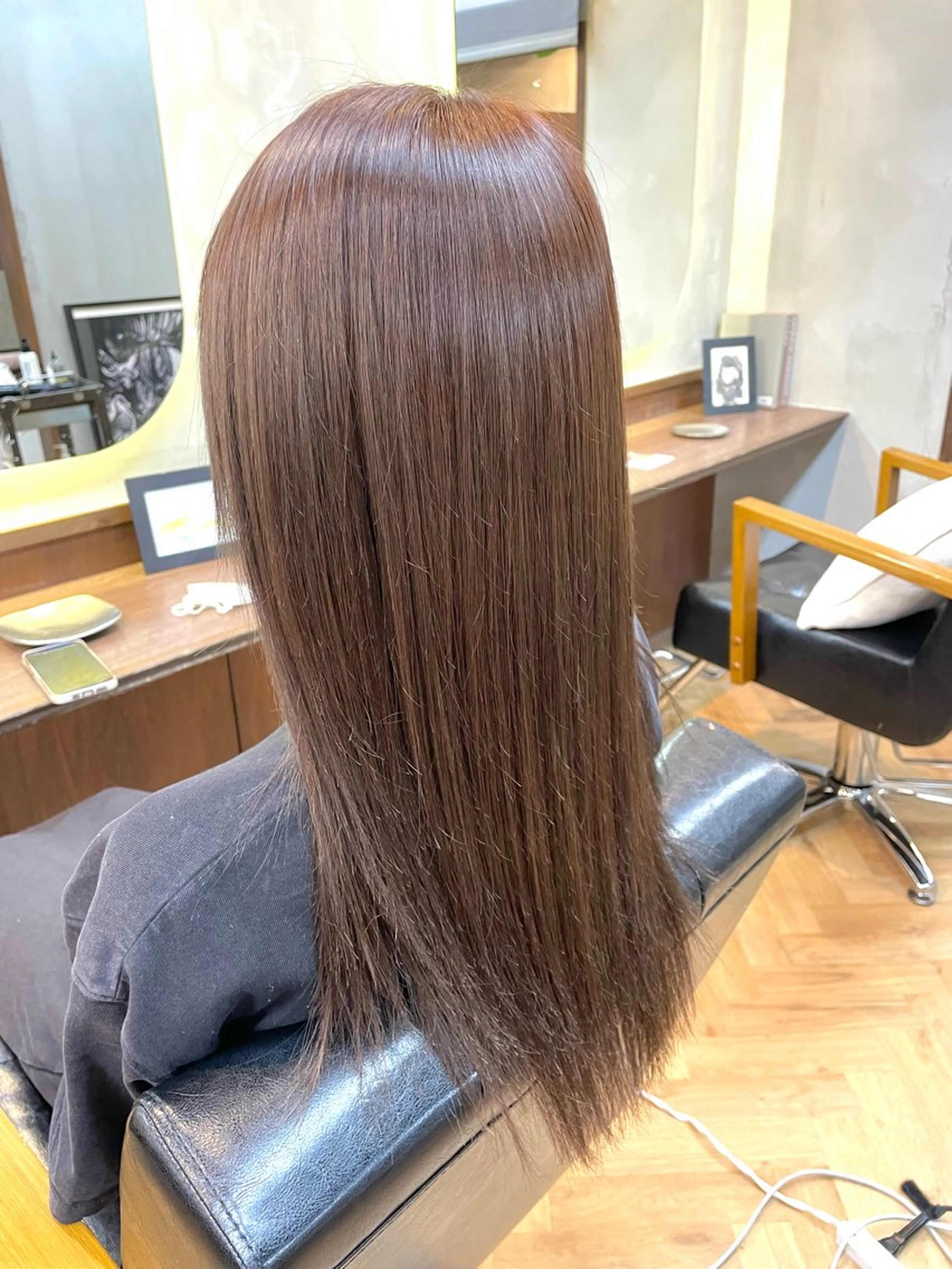 ロング カラー ベージュカラー トリートメント 慎太朗/パーマ/ボブ /センターパートのヘアスタイル