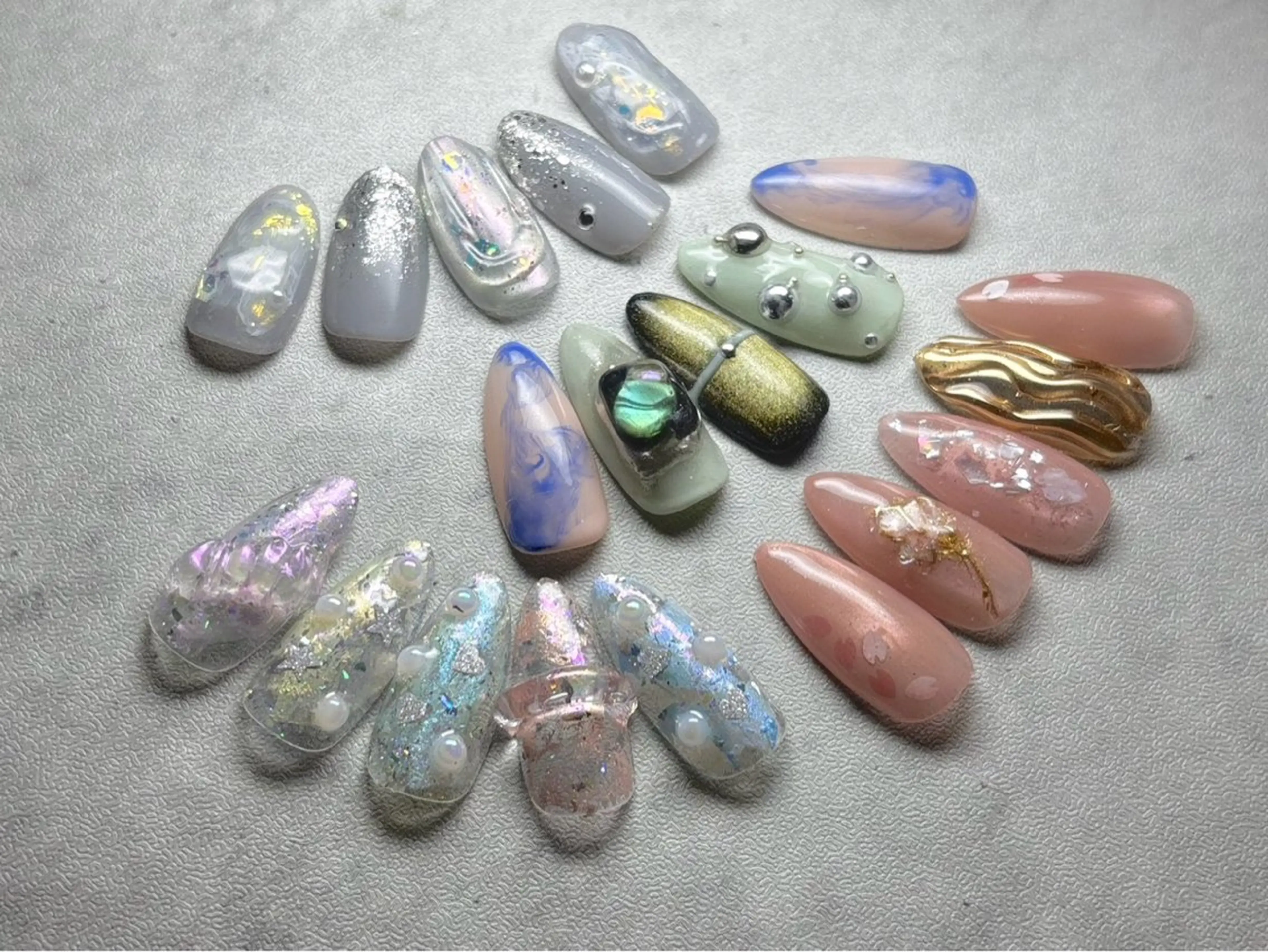 期間限定❗️オフ有り⭐️新作デザインセレクト‼️の写真