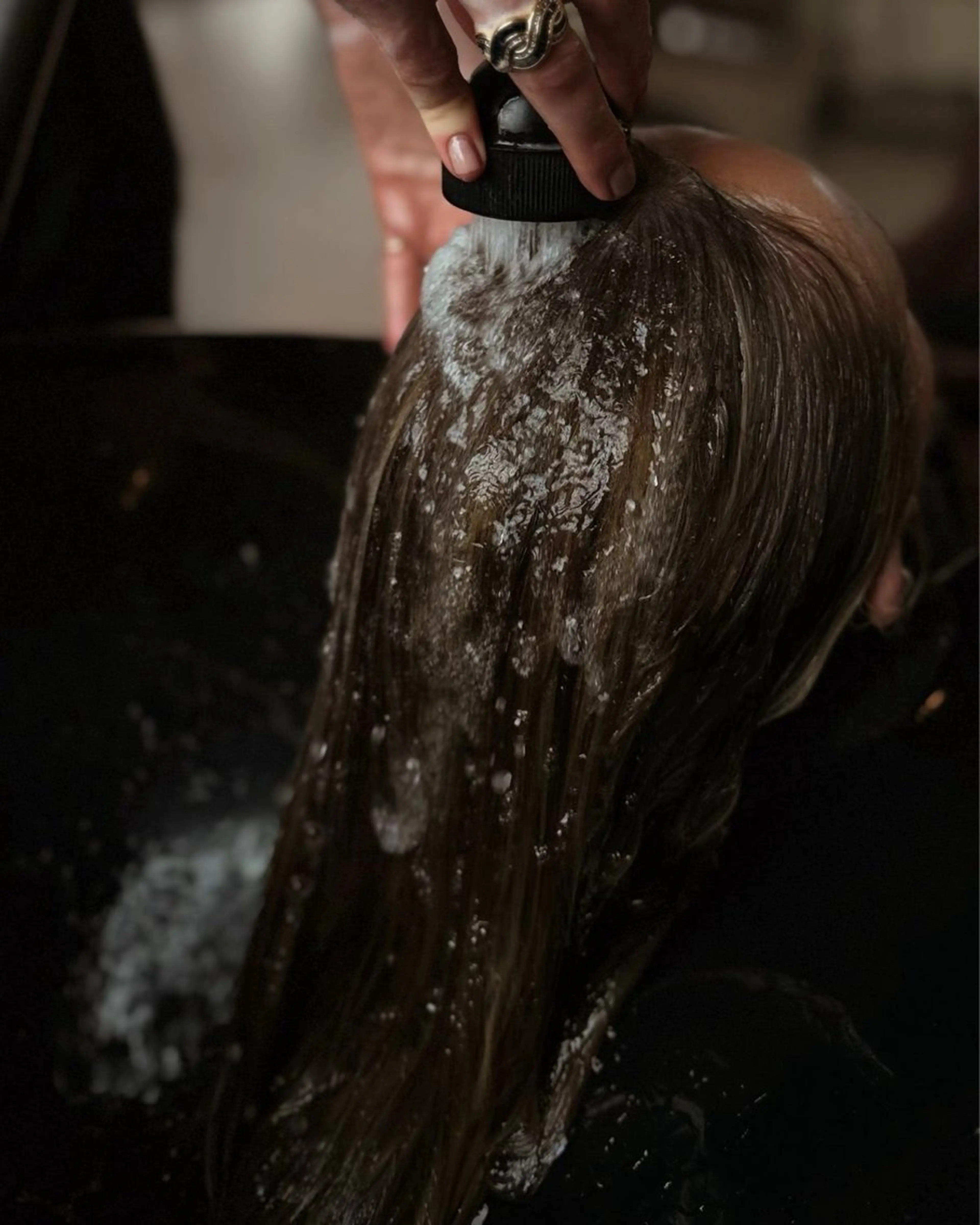 セミロング ヤノ ナオミのヘアスタイル