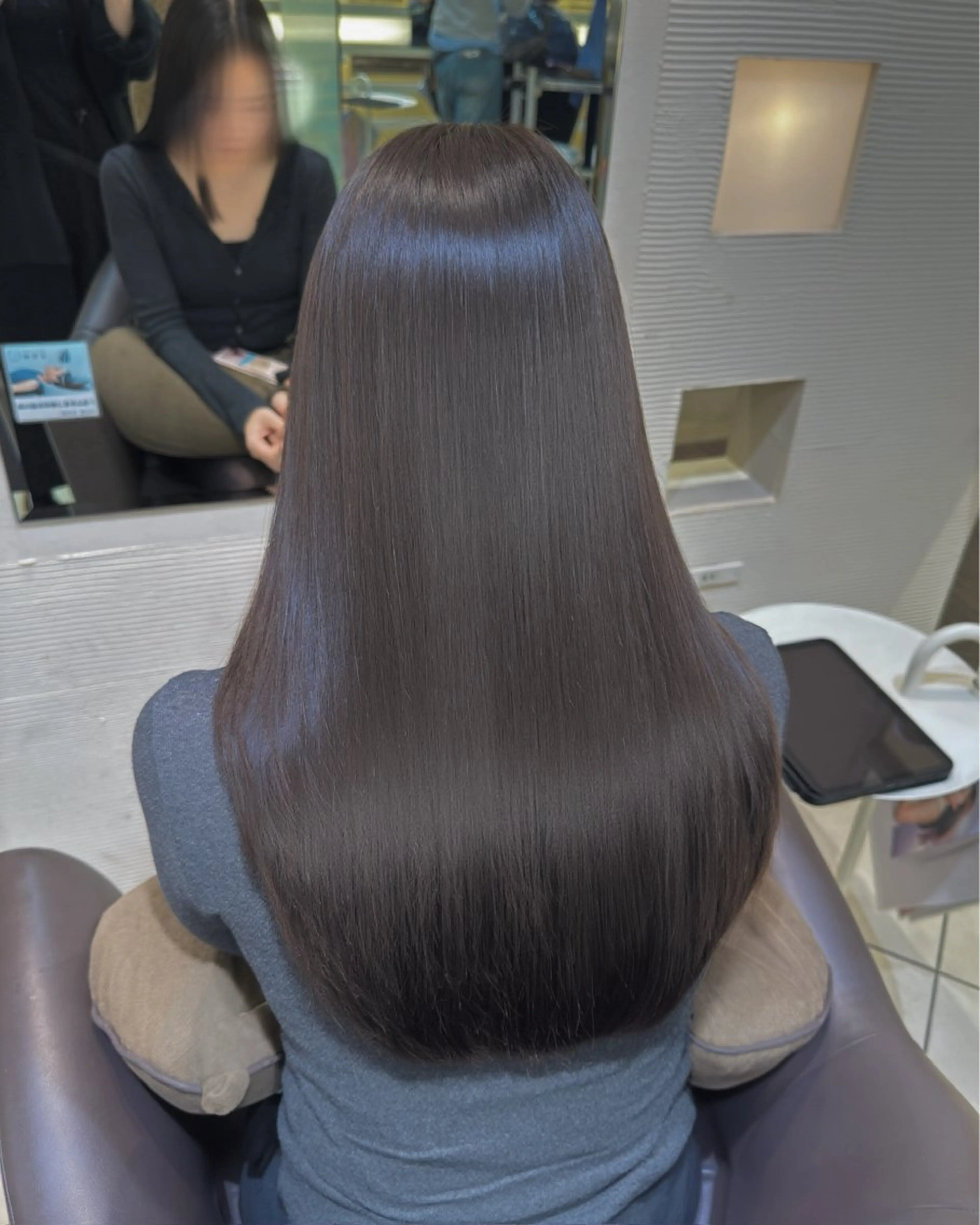 ロング 🫧オリーブ/赤み消 し/暗髪🫧野本麗奈のヘアスタイル