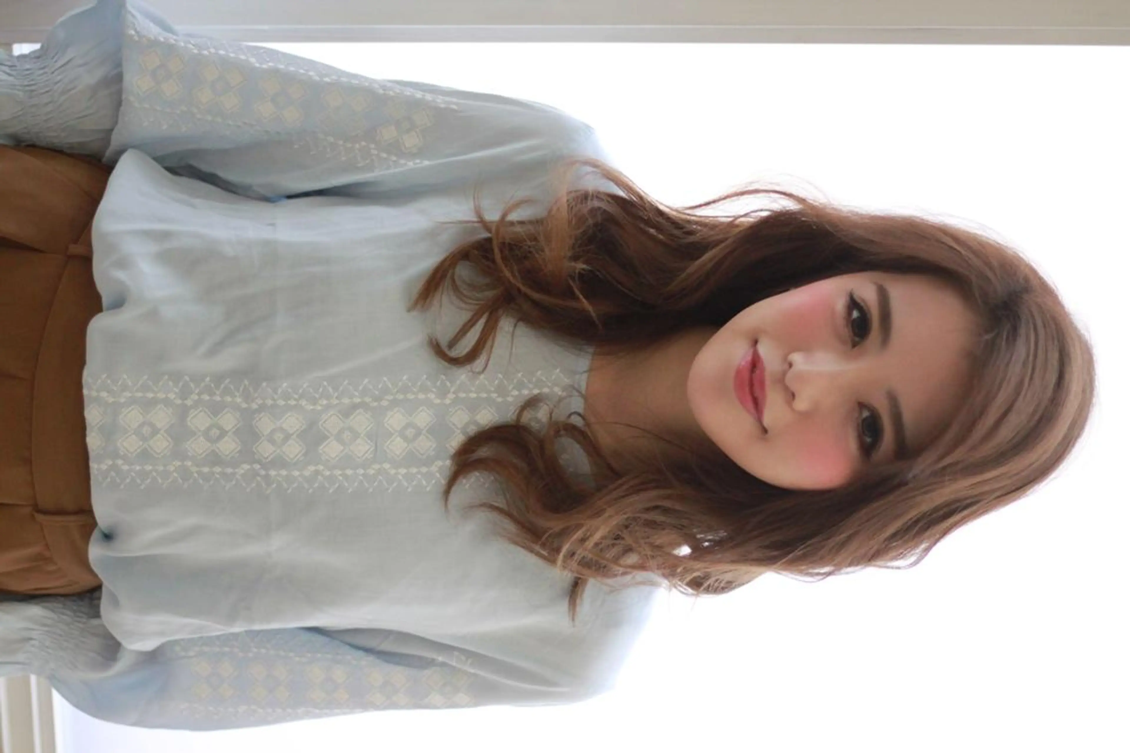 ミディアム カラー Baguz HAIRのヘアスタイル