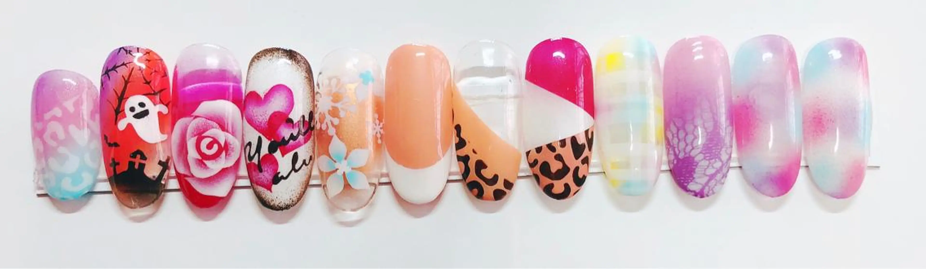 ネイル ジェルネイル CROWN プライベートサロンのネイルデザイン