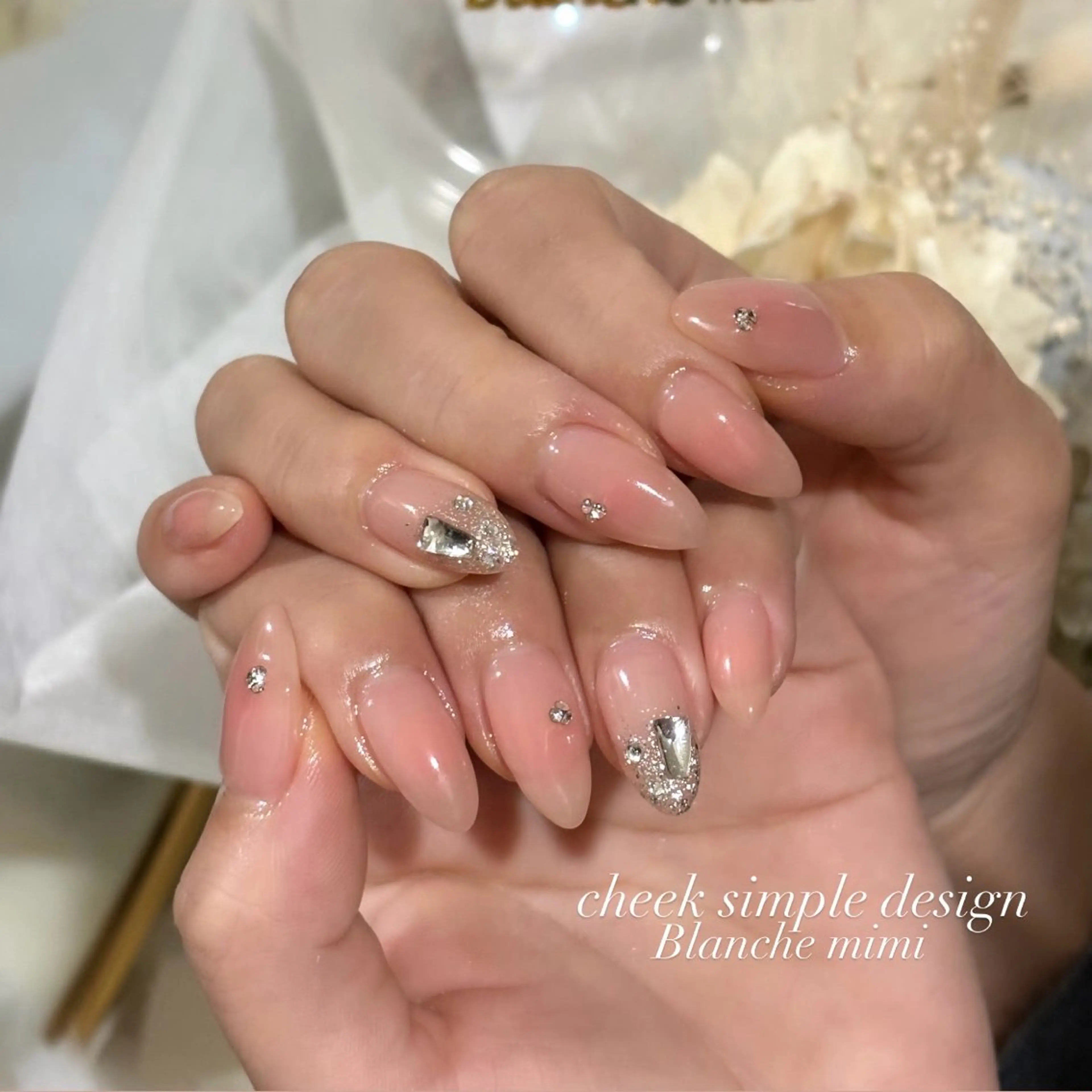 ネイル ハンドネイル Blanche mimi.u_aのネイルデザイン