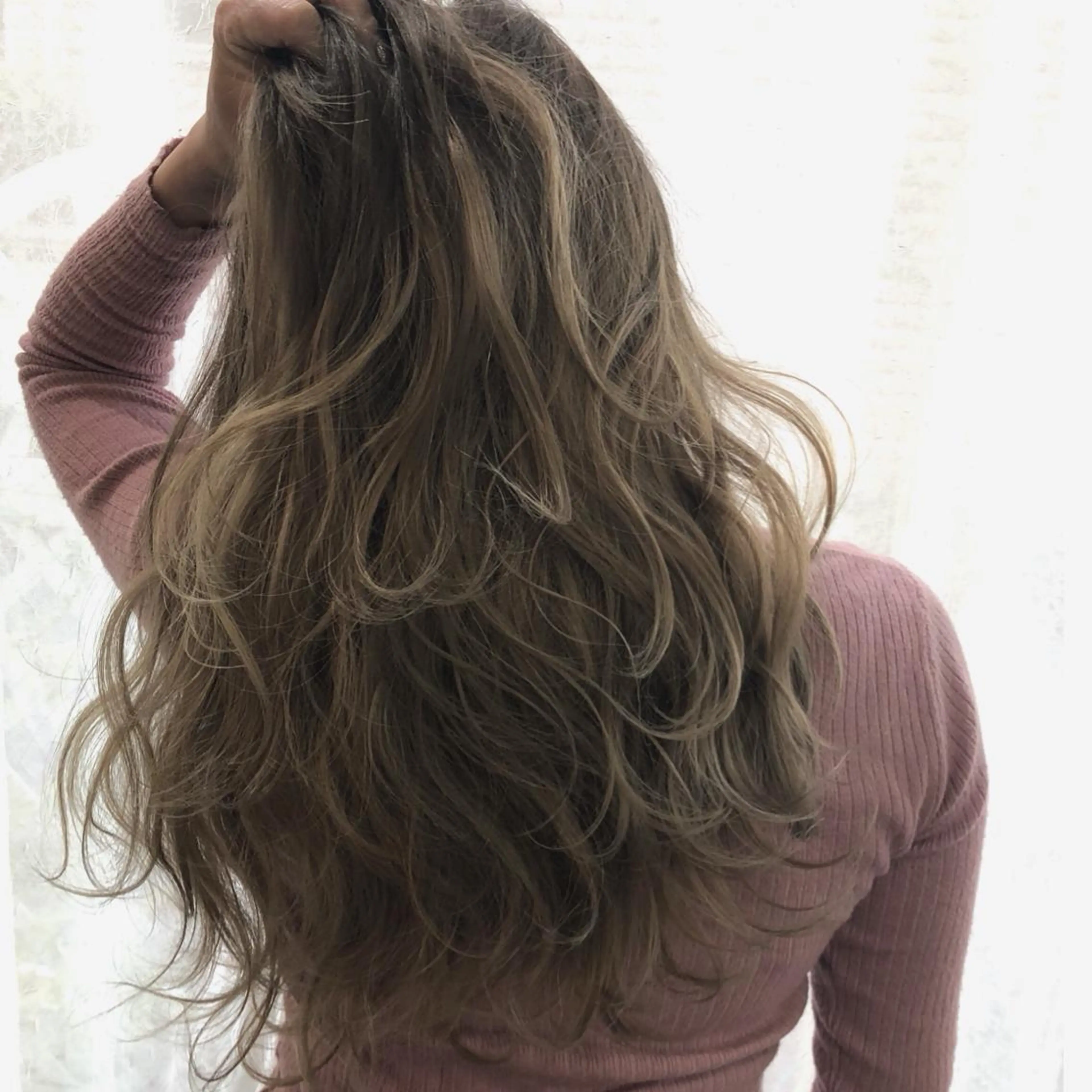 ロング カット ヘアカラー トリートメント ＨＩ ROのヘアスタイル