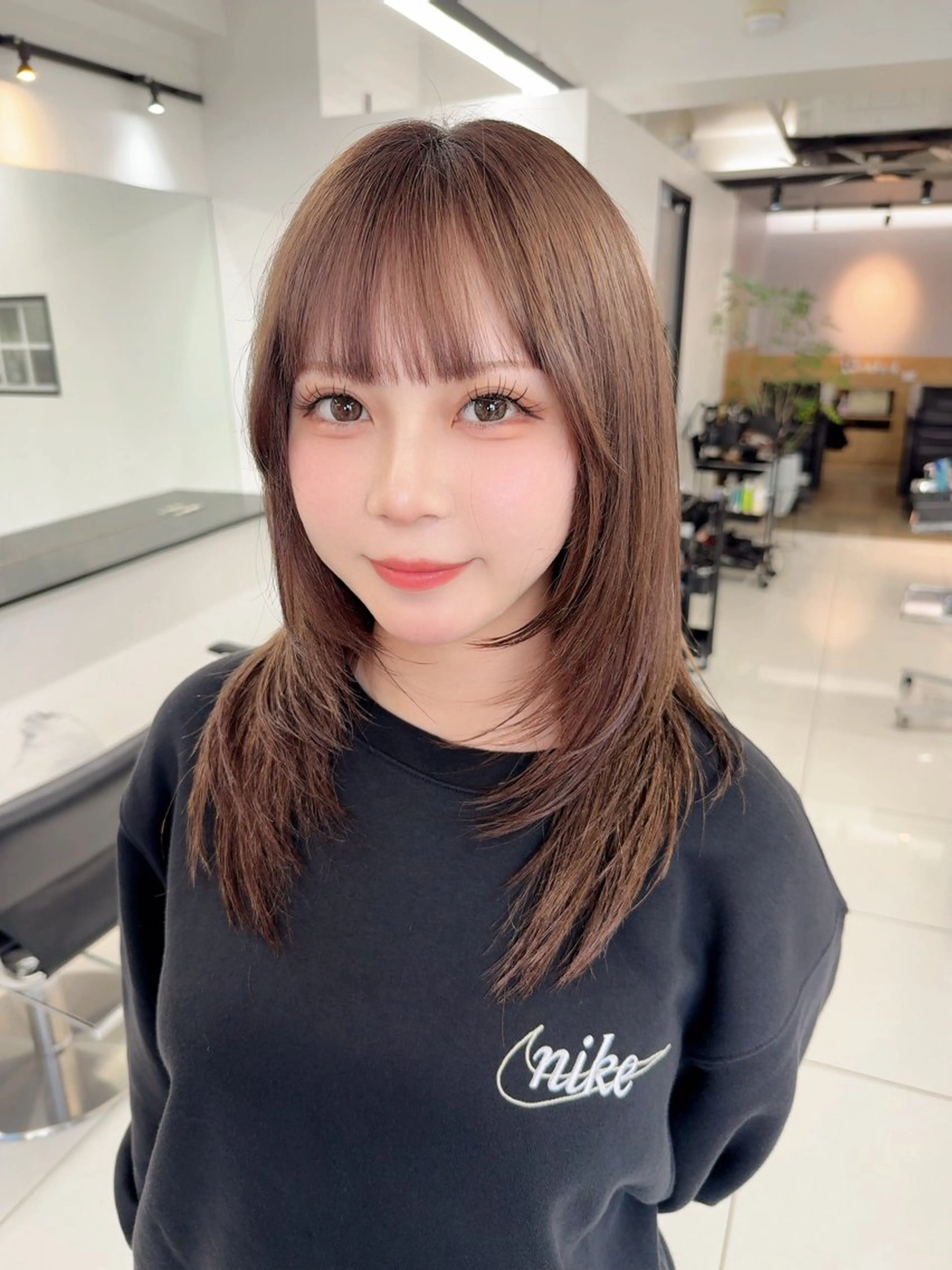 セミロング カラー カット ヘアカラー トリートメント 🍀お悩み改善憧れの 美髪　小林風雅のヘアスタイル