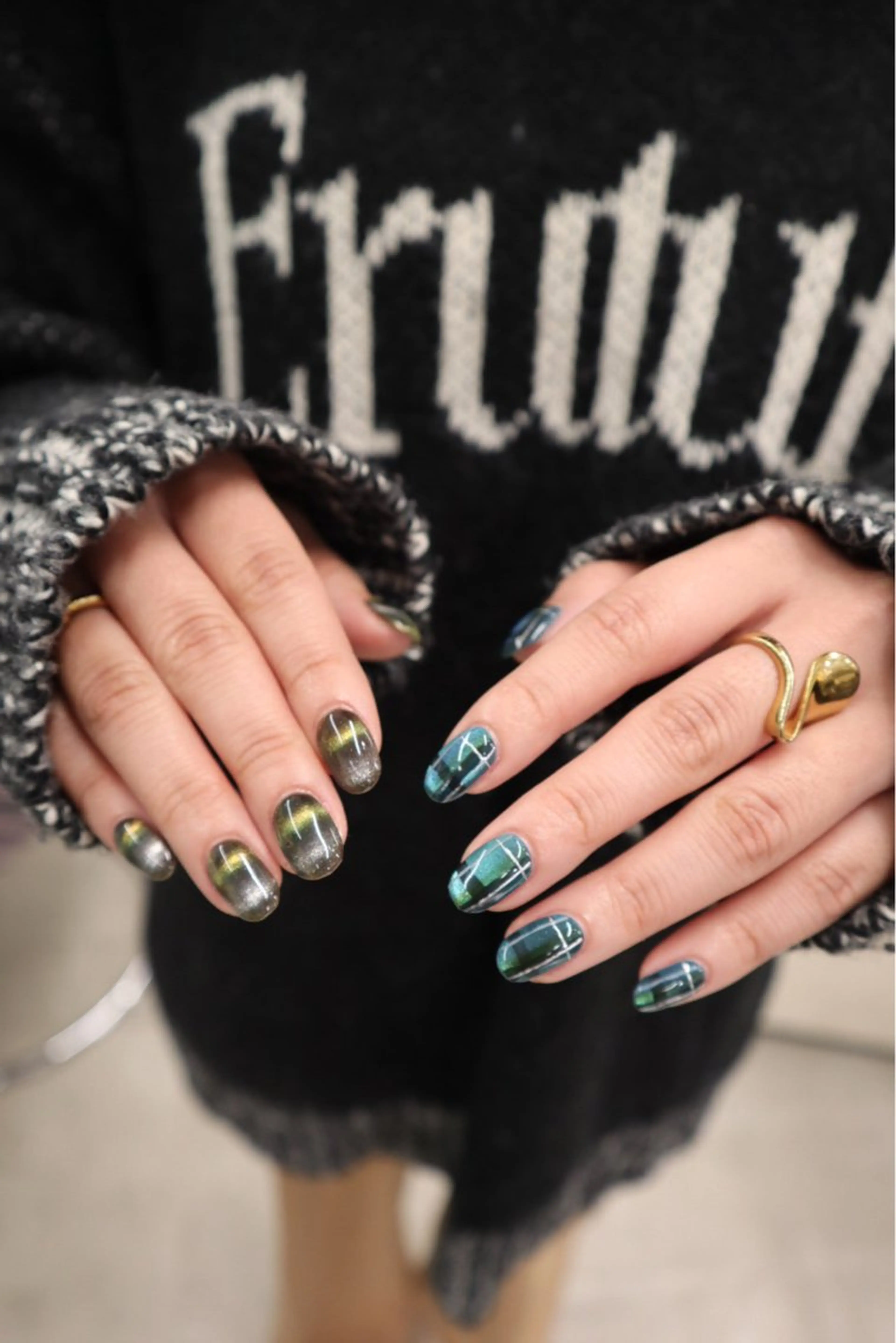 ネイル マグネットネイル ハンドネイル sister  mohawk所属・chika ／ nailのネイルデザイン