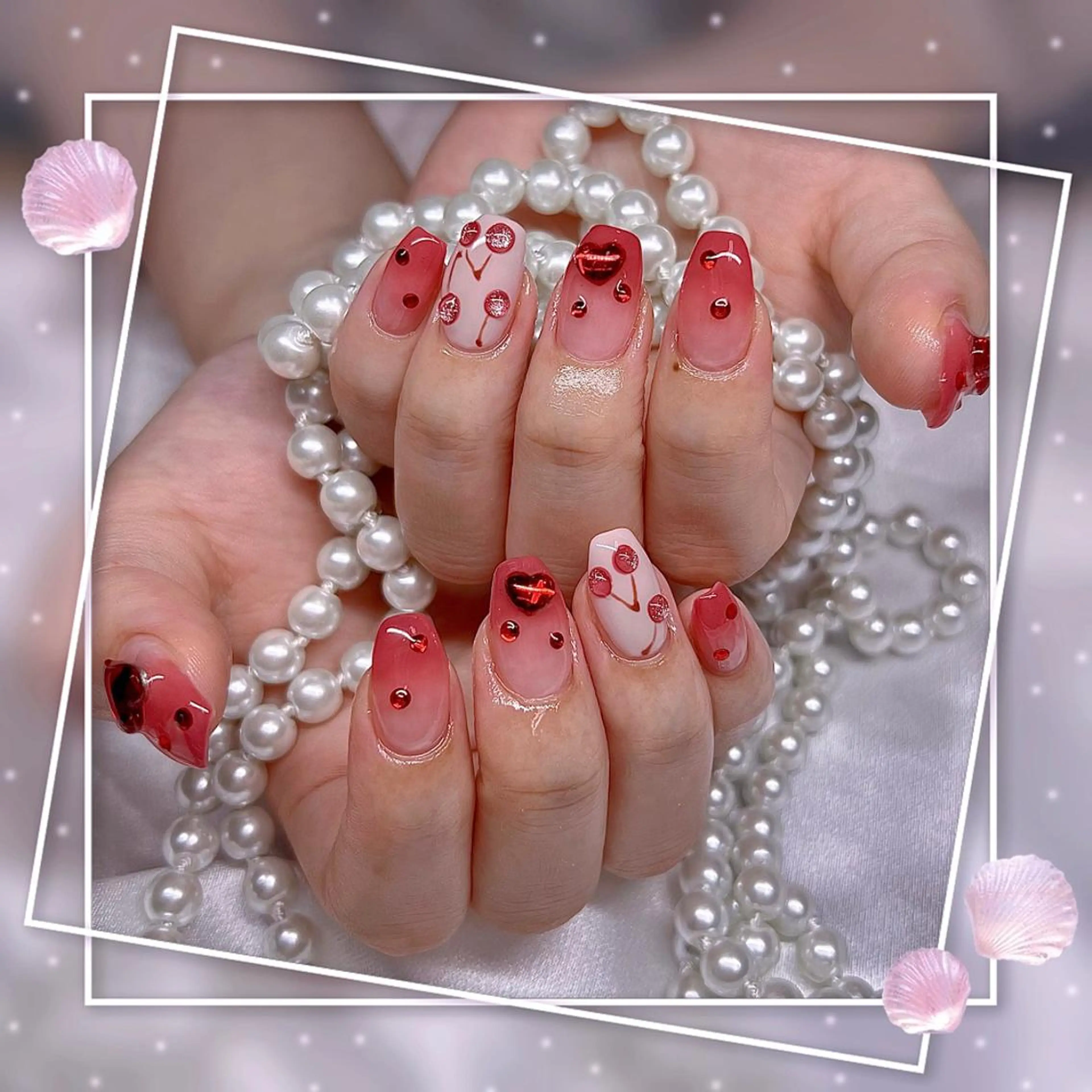 ネイル フレンチネイル キラキラネイル 韓国ネイル マグネットネイル マグネットフレンチ ハンドネイル ハンドケア Chill Nailsalonのネイルデザイン