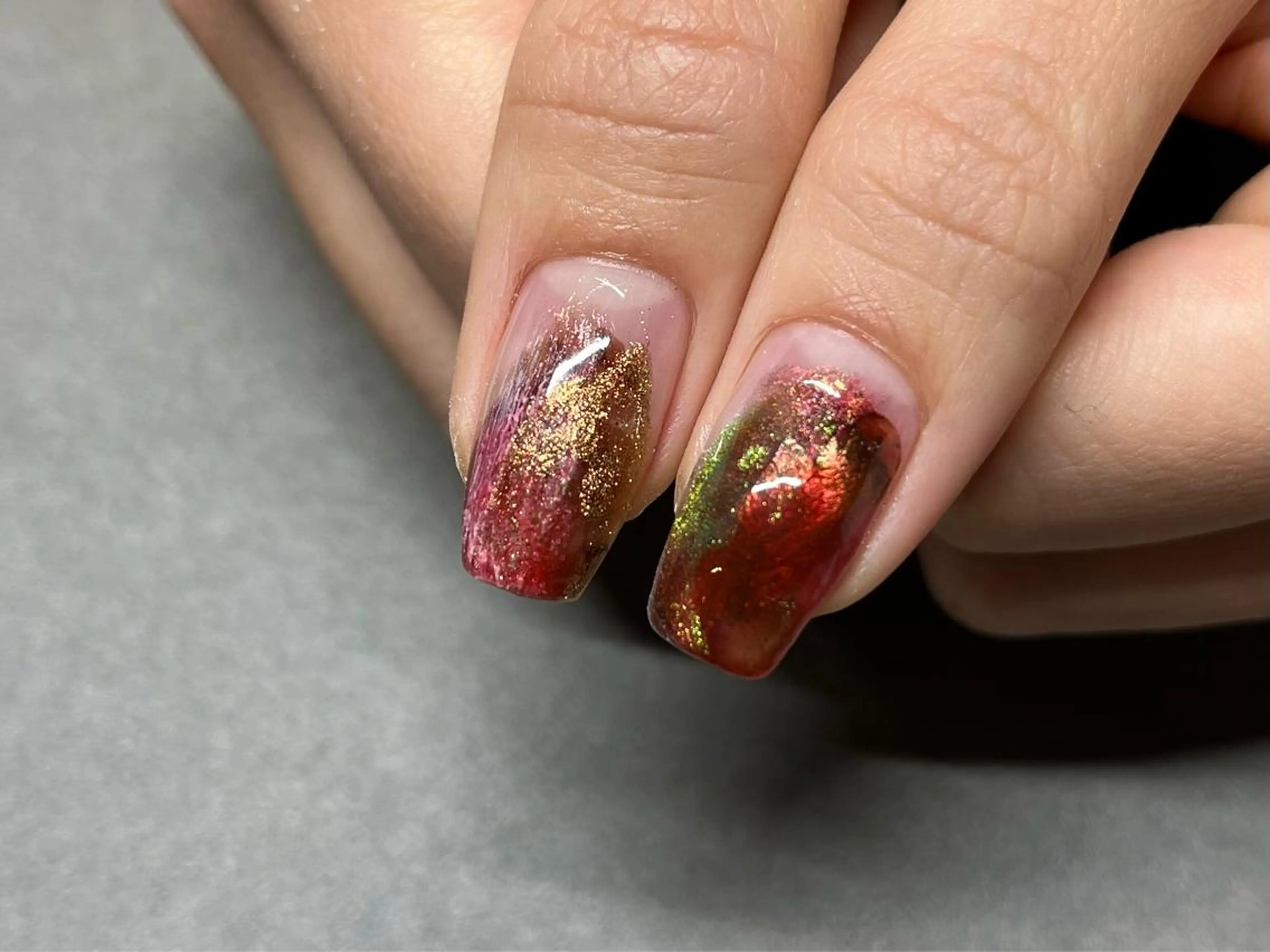 ネイル マグネットネイル ミラーネイル ニュアンスネイル スカルプネイル ハンドネイル 小河 仁美のネイルデザイン