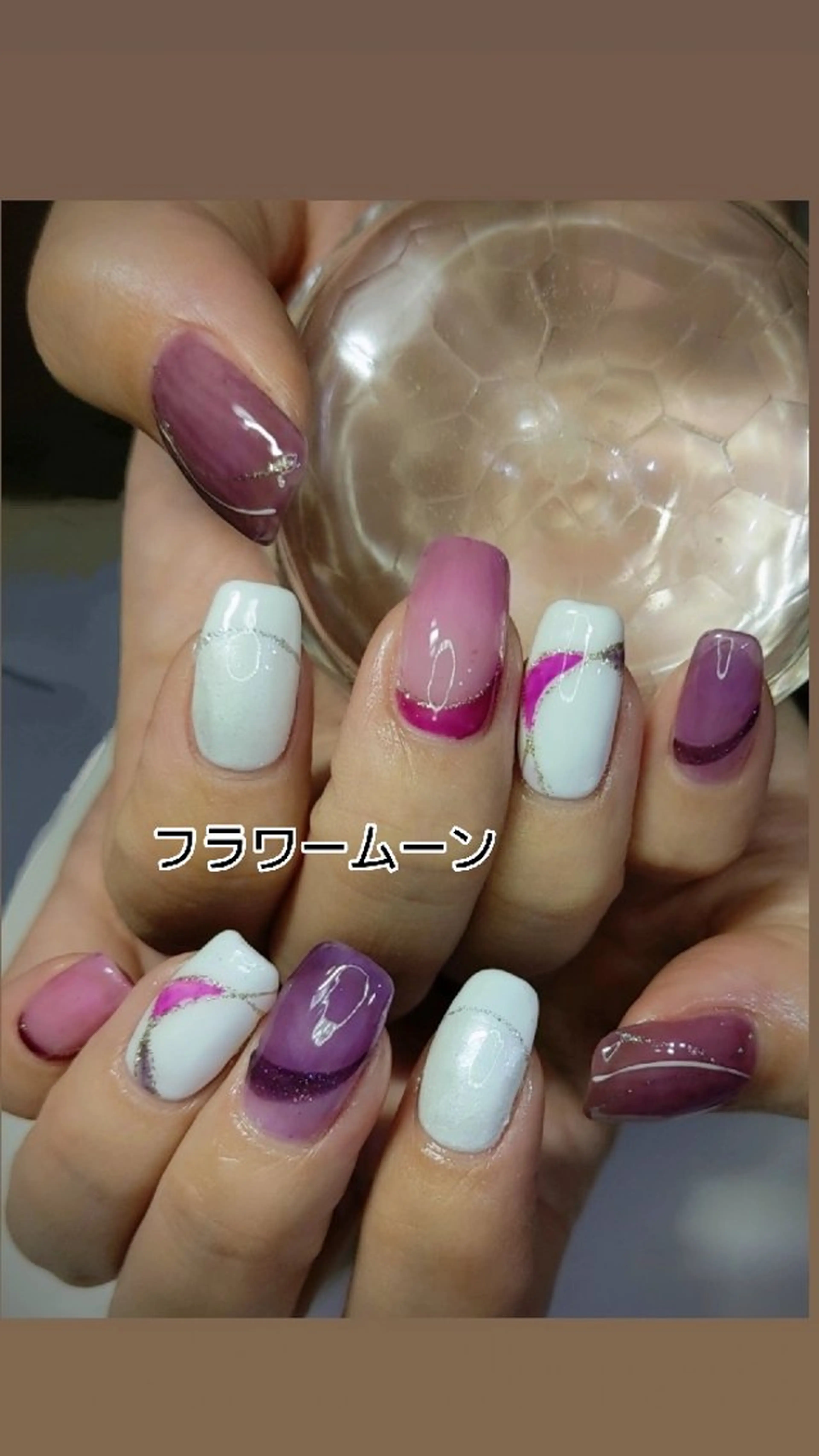 ネイル ハンドネイル ハンドケア フラワー ムーンのネイルデザイン
