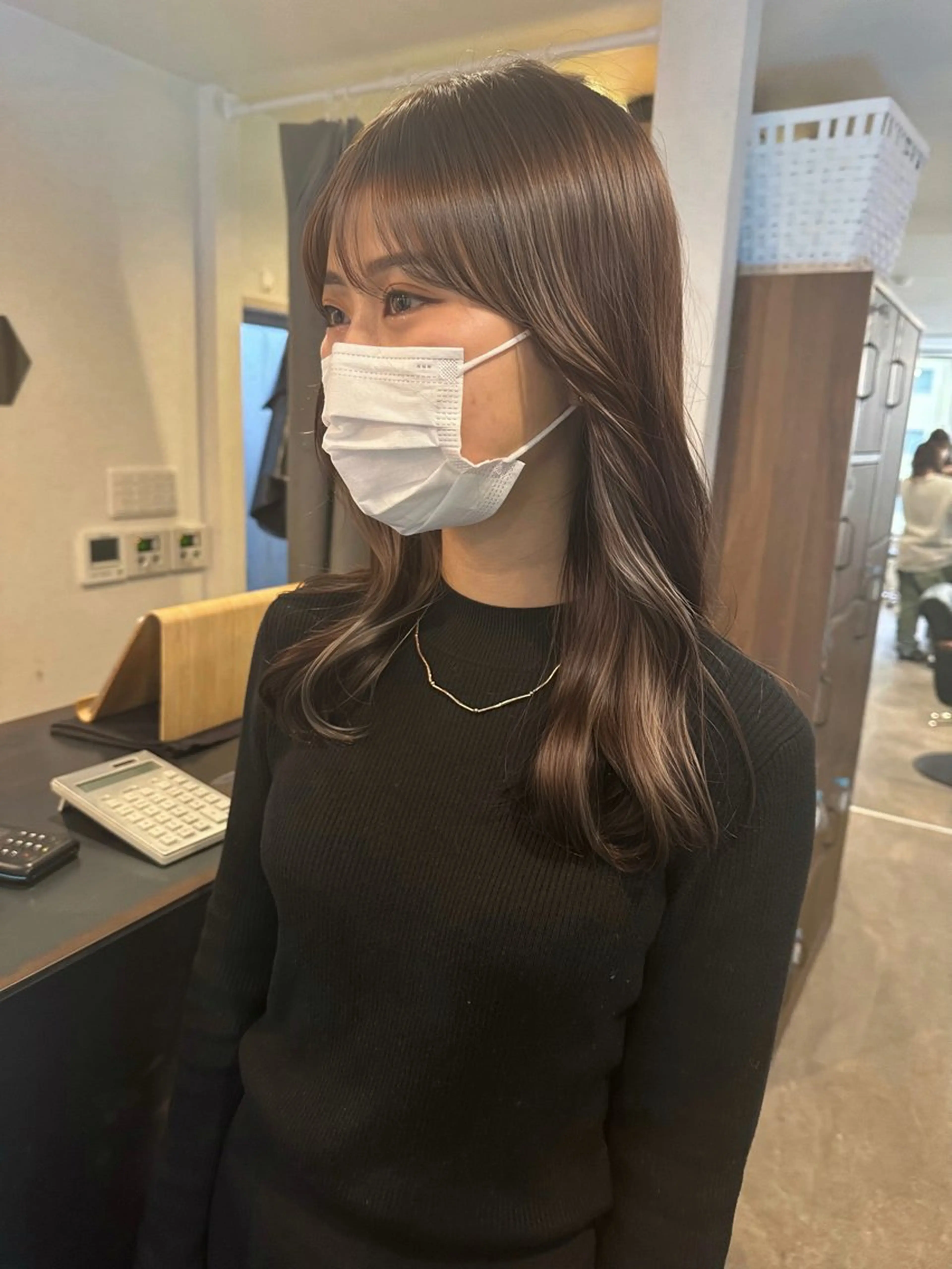 セミロング カット ヘアカラー トリートメント 北山 巴奈のヘアスタイル