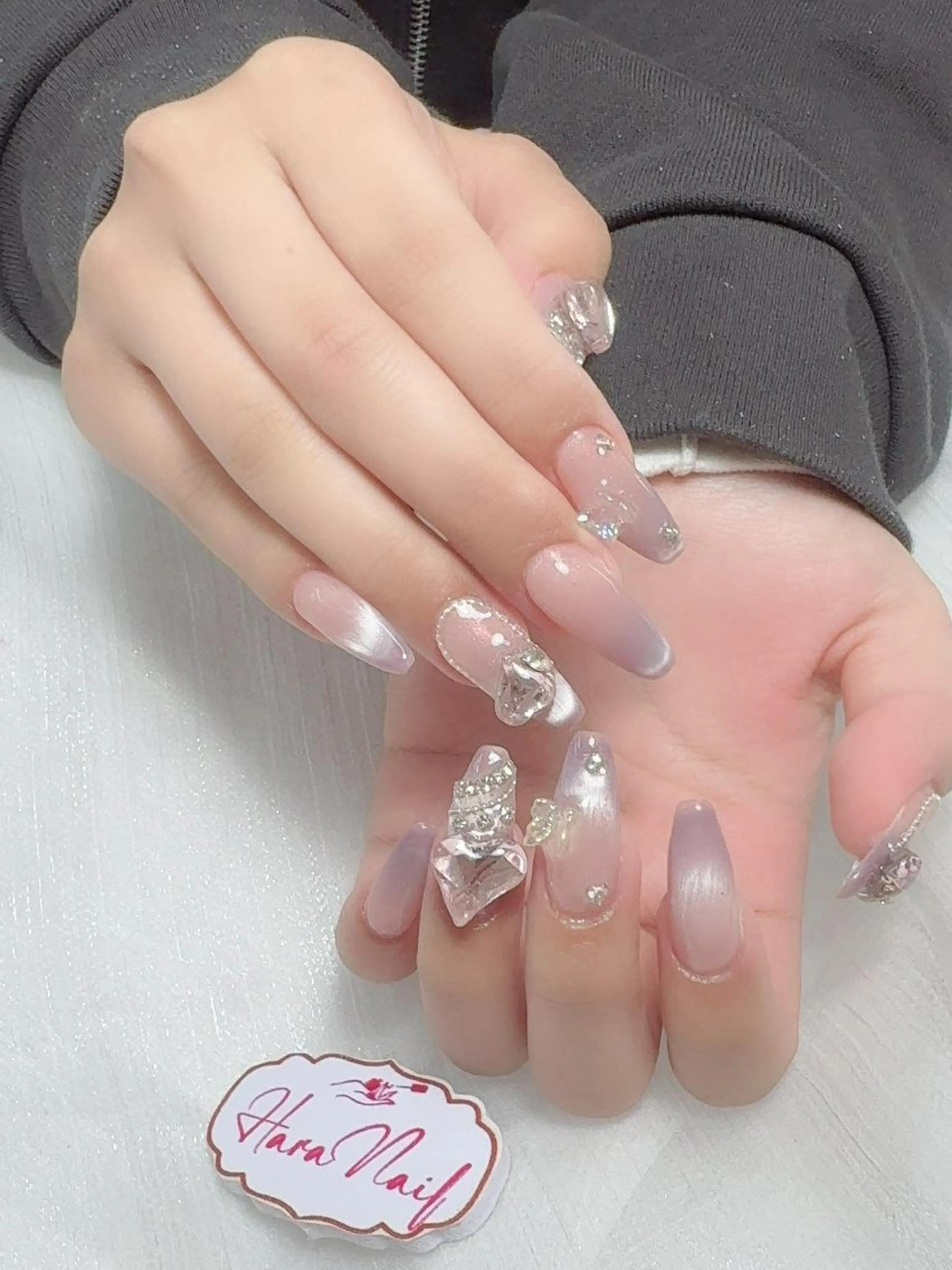 ネイル フレンチネイル グラデーション 韓国ネイル マグネットネイル ミラーネイル ハンドネイル ハンドケア Hara Nail 【持ち込みOK】のネイルデザイン