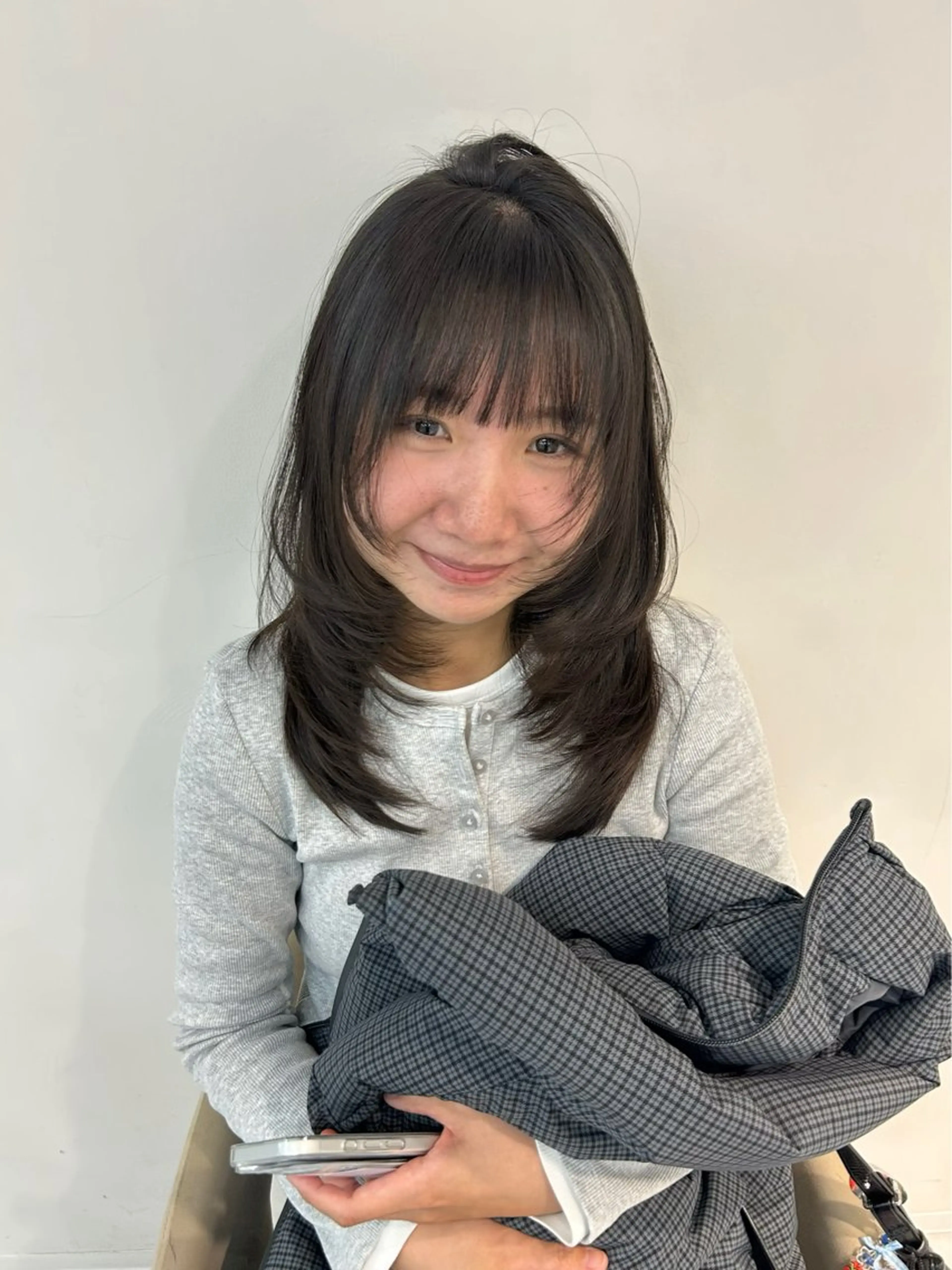 ミディアム 似合わせカット/ 個性派🩶LANAのヘアスタイル