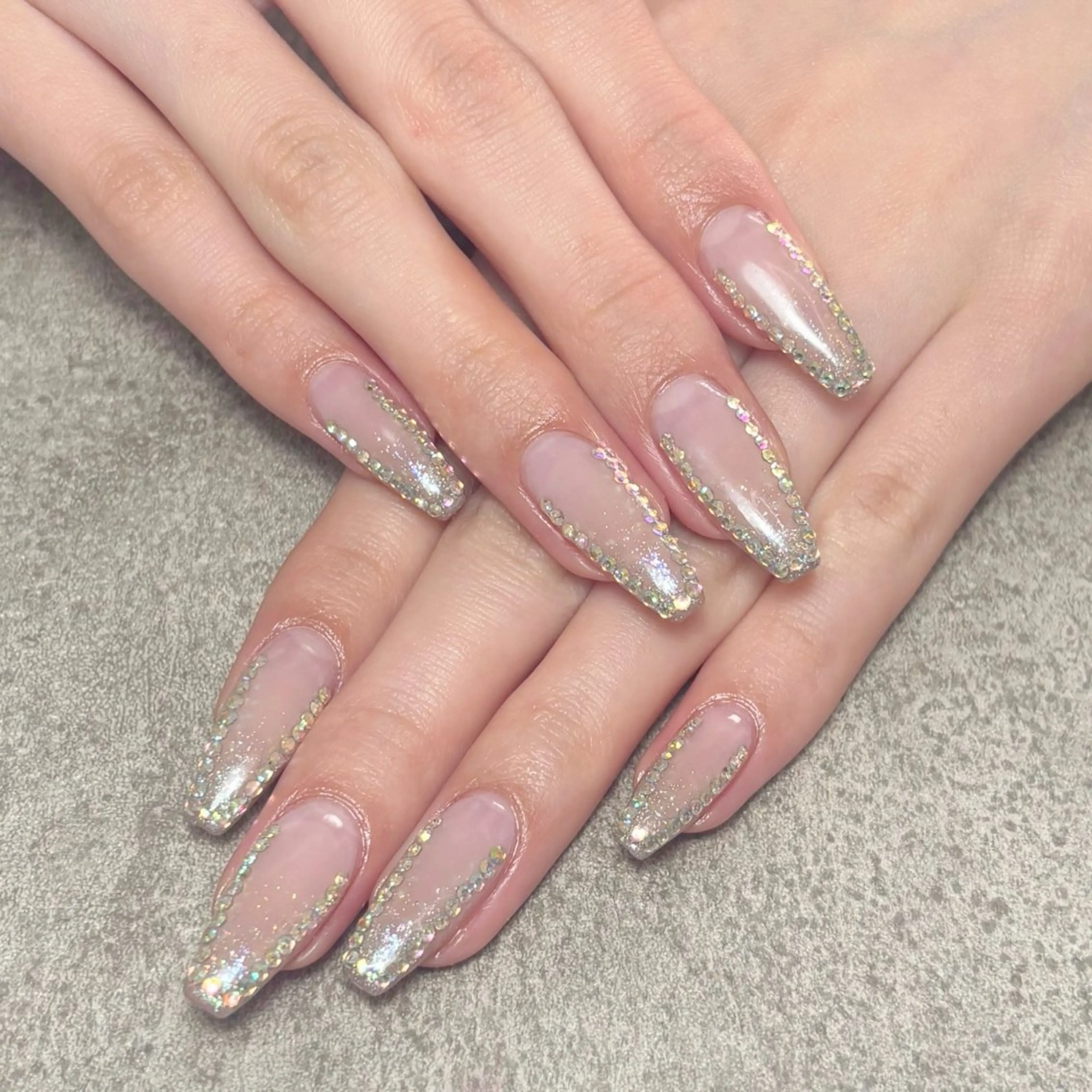 ネイル ハンドネイル nailroom DIASOMNIAのネイルデザイン