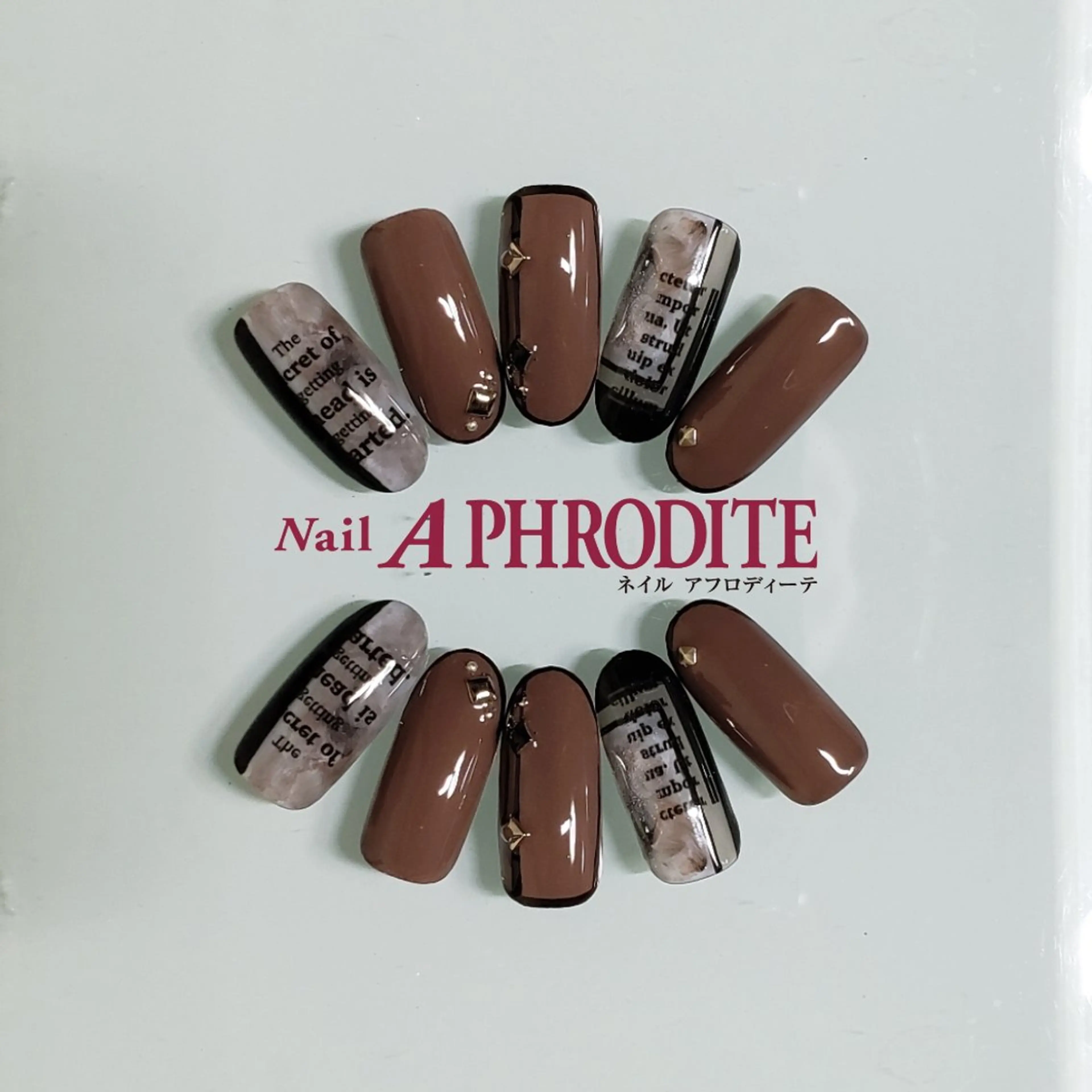 ネイル ジェルネイル ニュアンスネイル スカルプネイル ソフトジェル ネイルチップ ハンドネイル Nail Aphroditeのネイルデザイン