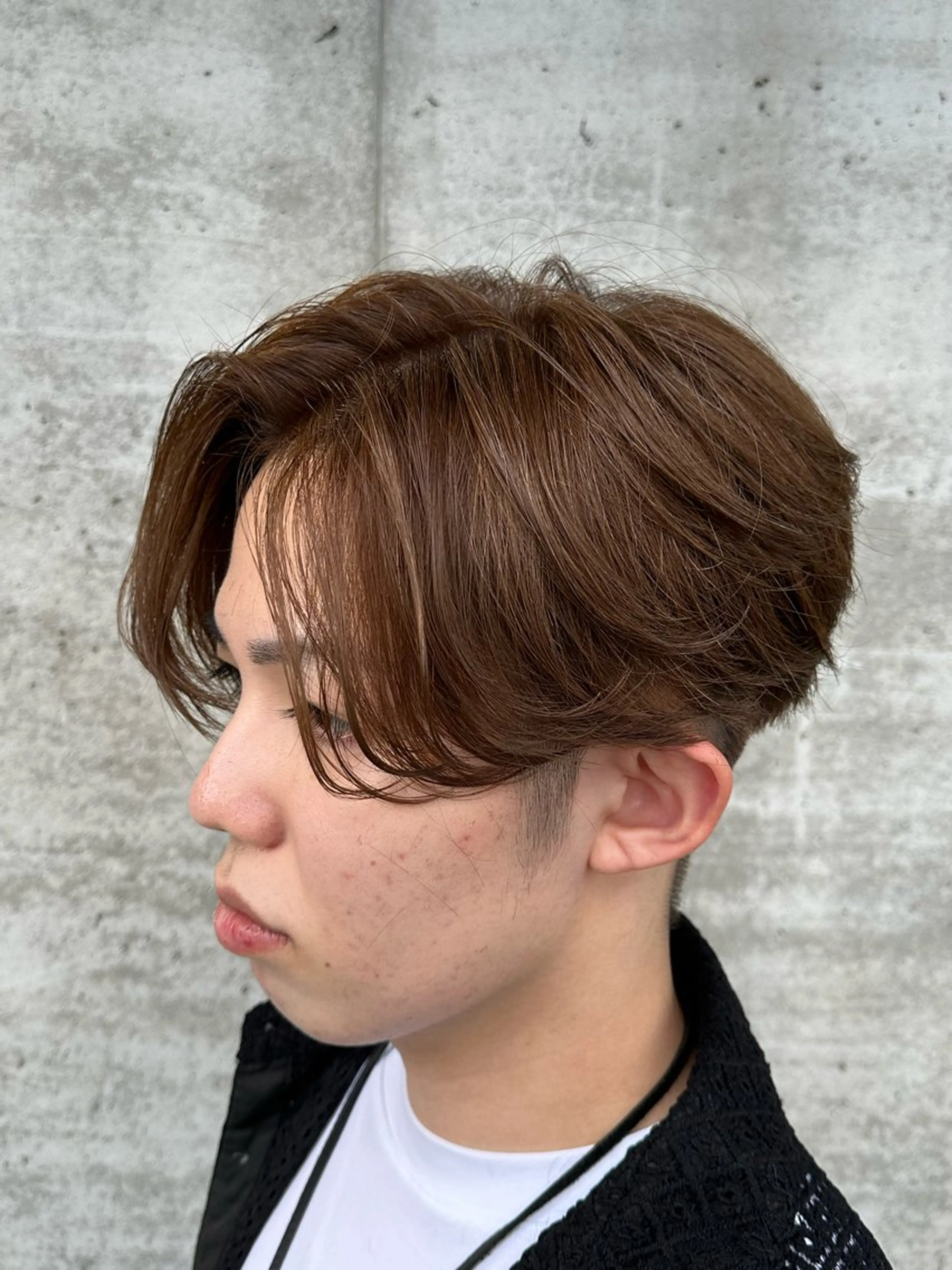 カラー メンズ ベージュカラー 透明感カラー arika オケシ　リョウダイのヘアスタイル