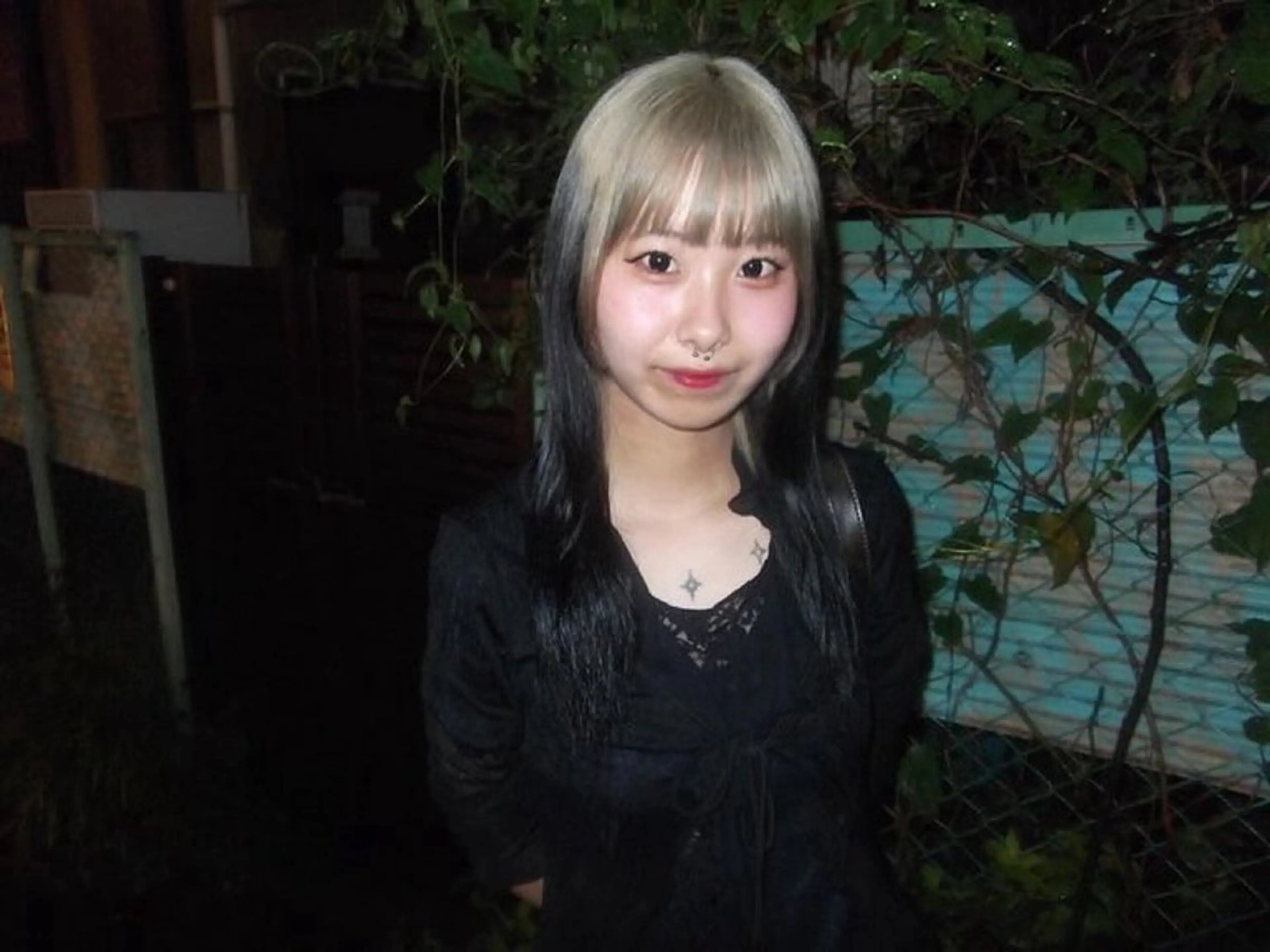 セミロング カラー AIRA/ブリーチ ‪/透明感カラーのヘアスタイル