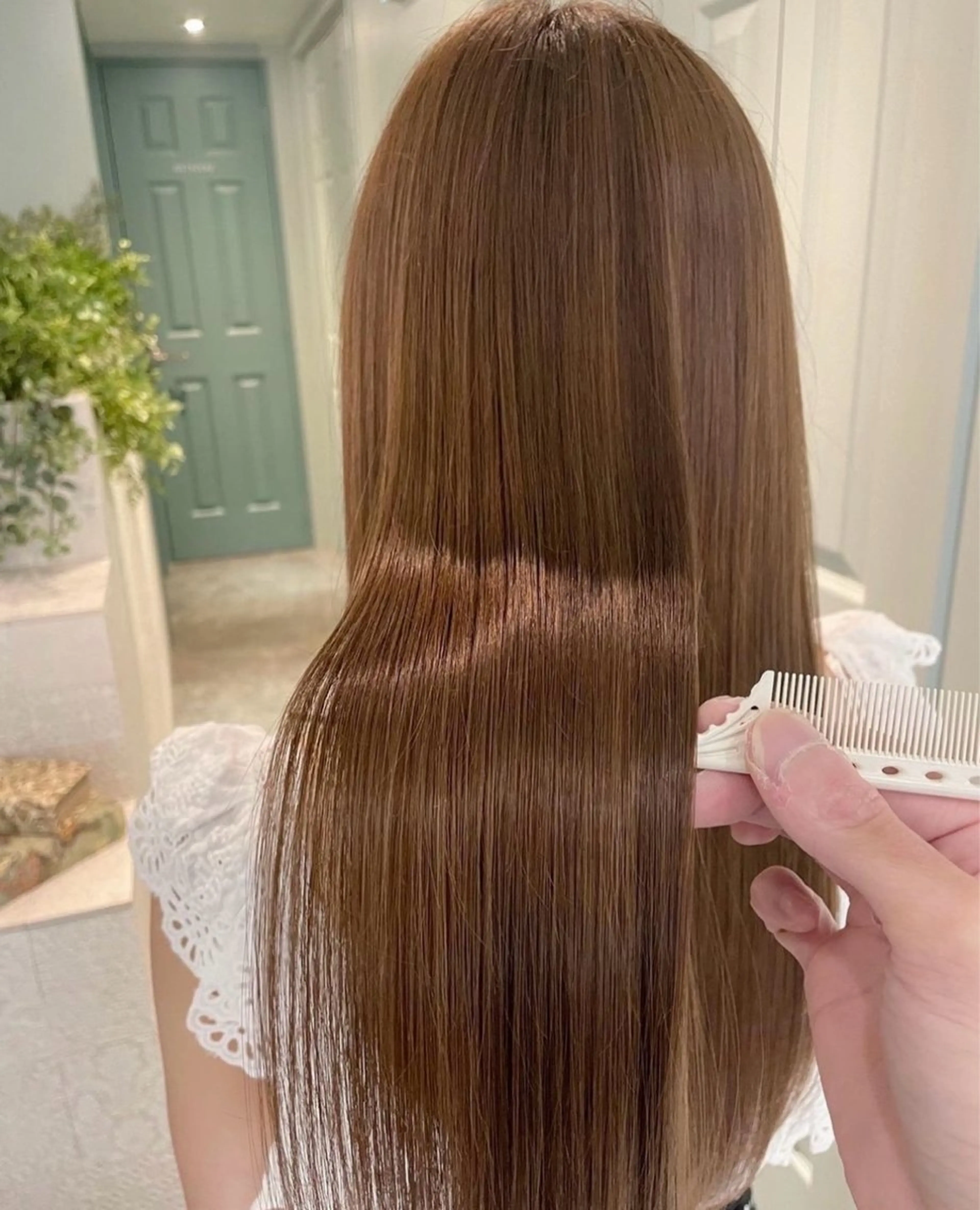 ロング ❤️ブリーチなし💚 ダブルカラー平野実花のヘアスタイル