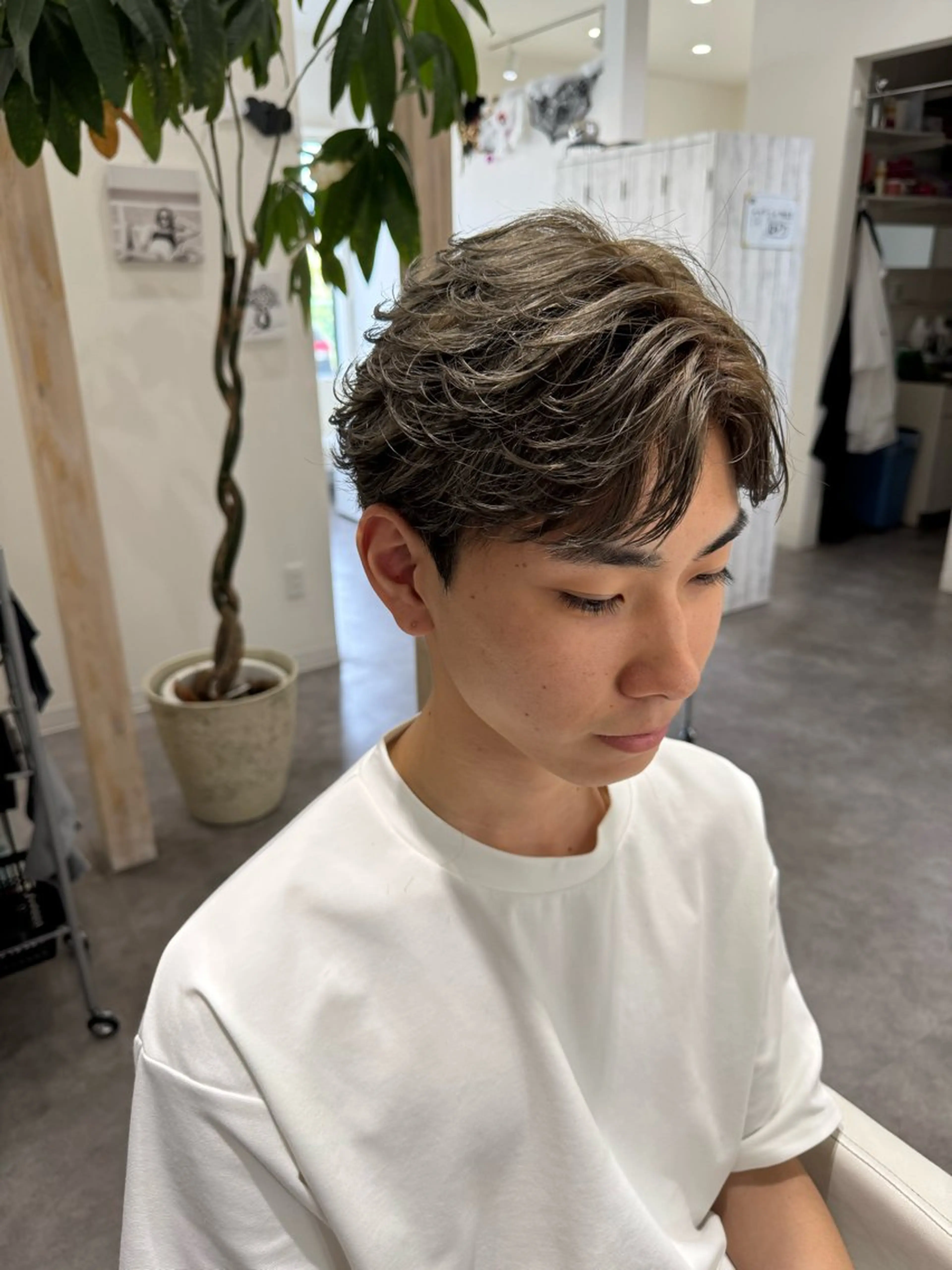 ショート カラー メンズ レイヤーカット ショートヘア カット メンズ特化美容師 若林陸のヘアスタイル