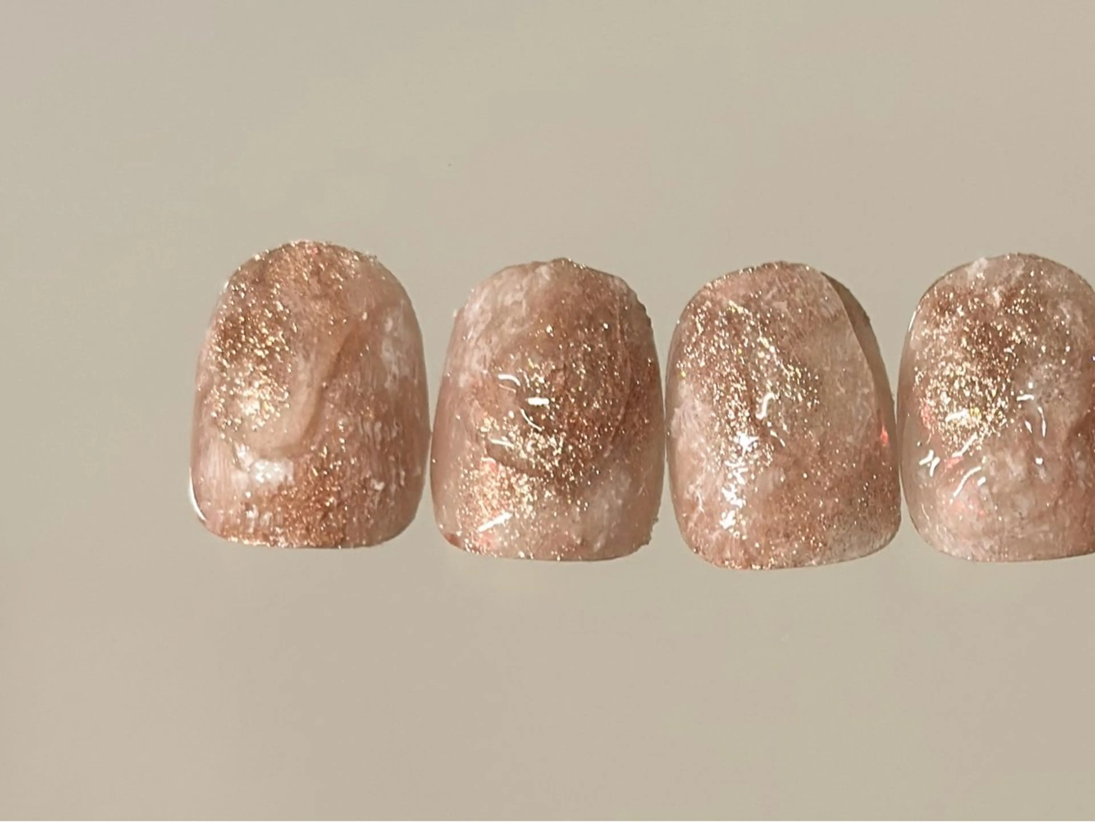 ネイル ブラウン ジェルネイル 持ち込み ニュアンスネイル パラジェル ハンドネイル Kotoha （ことは）のネイルデザイン