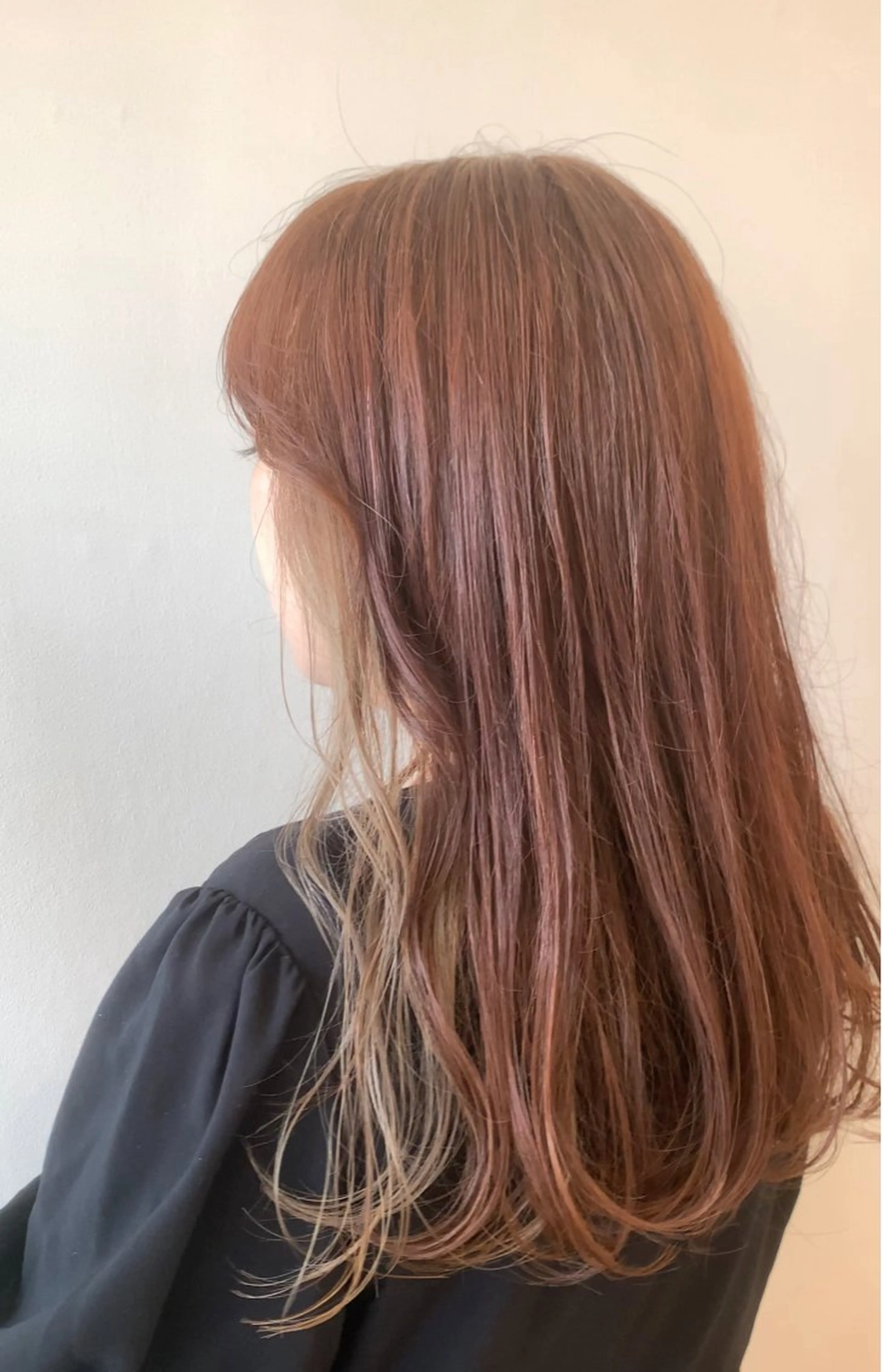 ロング カラー カット ヘアカラー トリートメント milis 知崎春奈のヘアスタイル