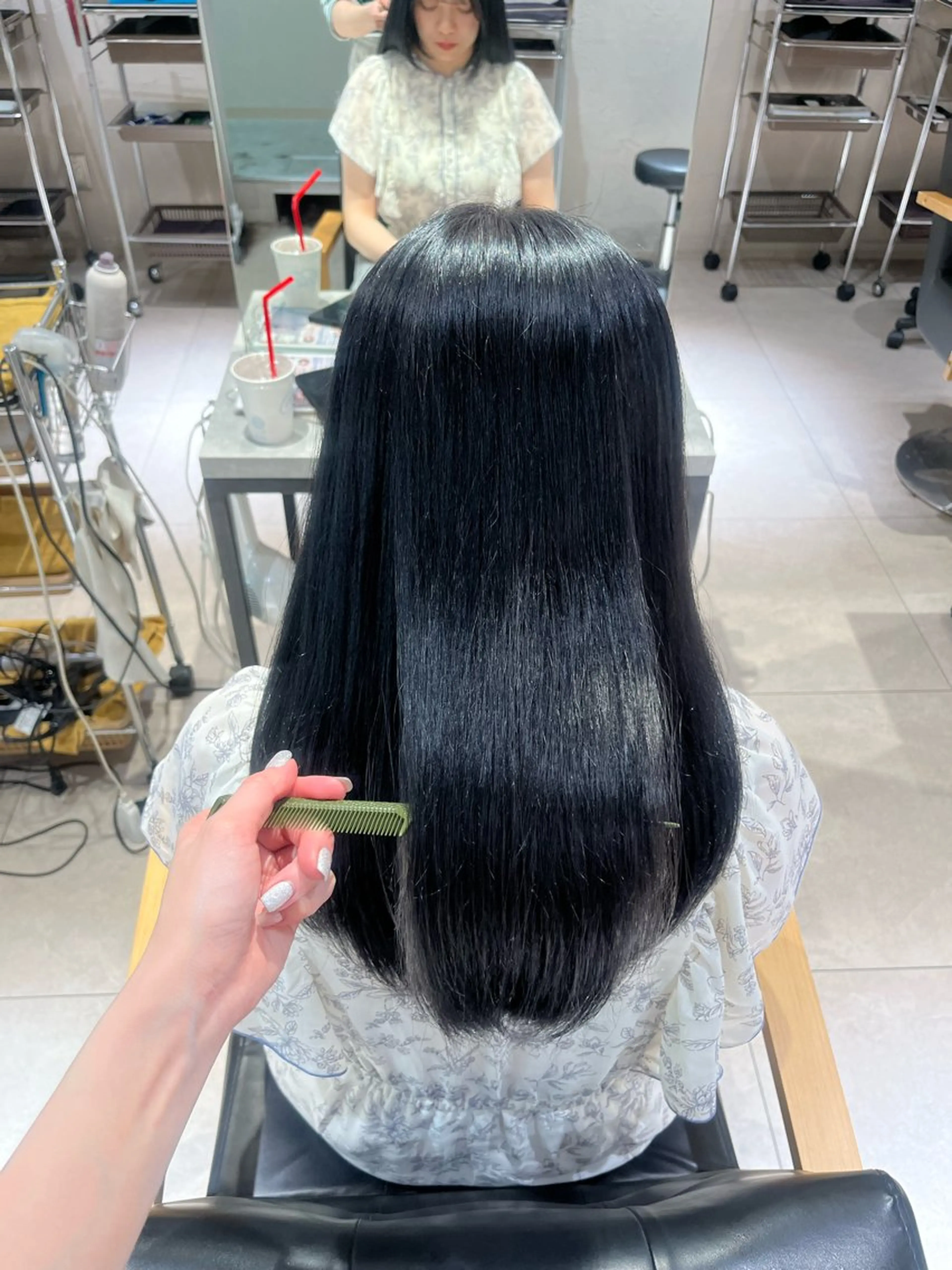 ロング manami/ ハッシュレイヤーのヘアスタイル