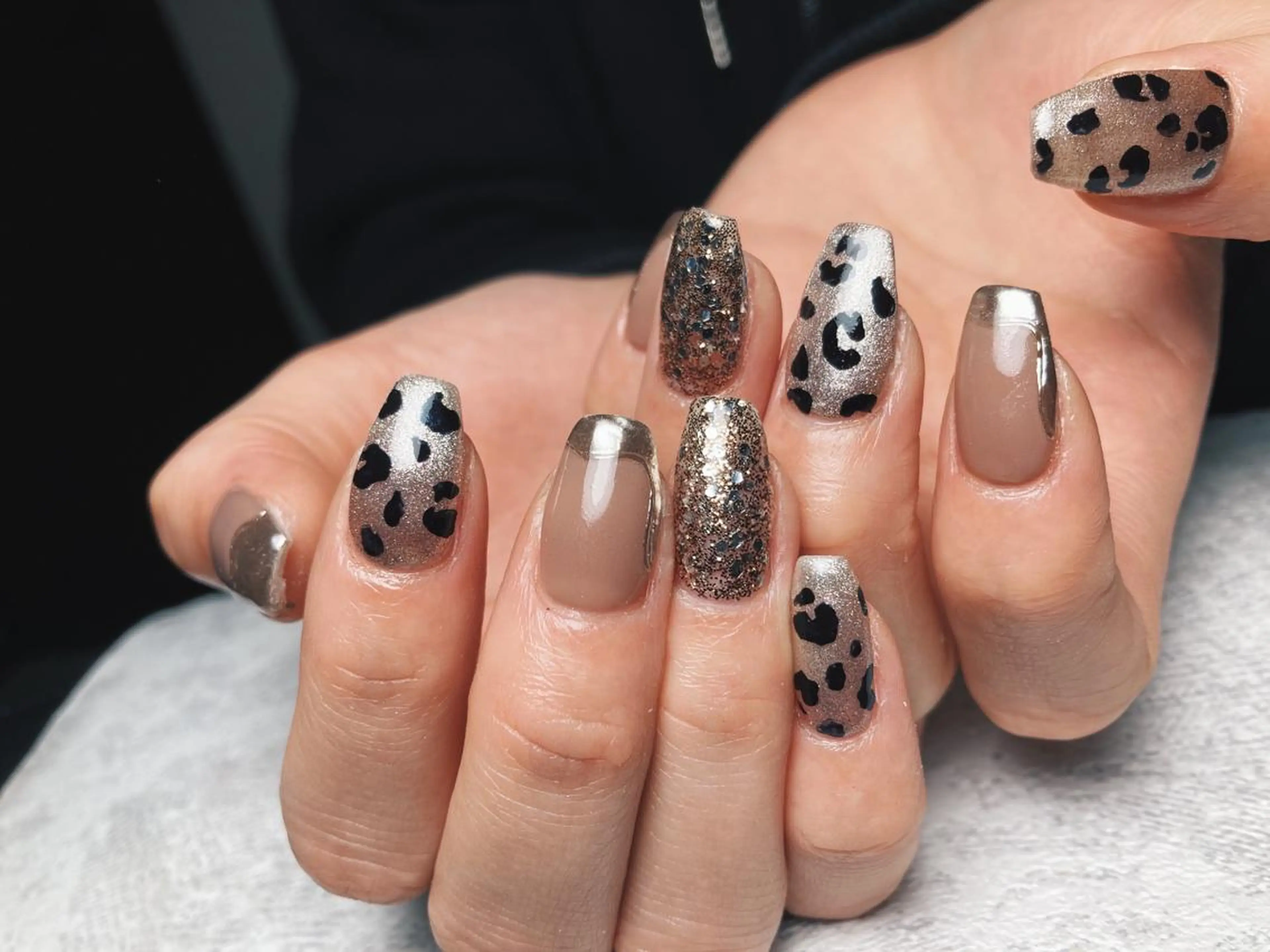 ネイル ハンドネイル フットネイル rea .のネイルデザイン