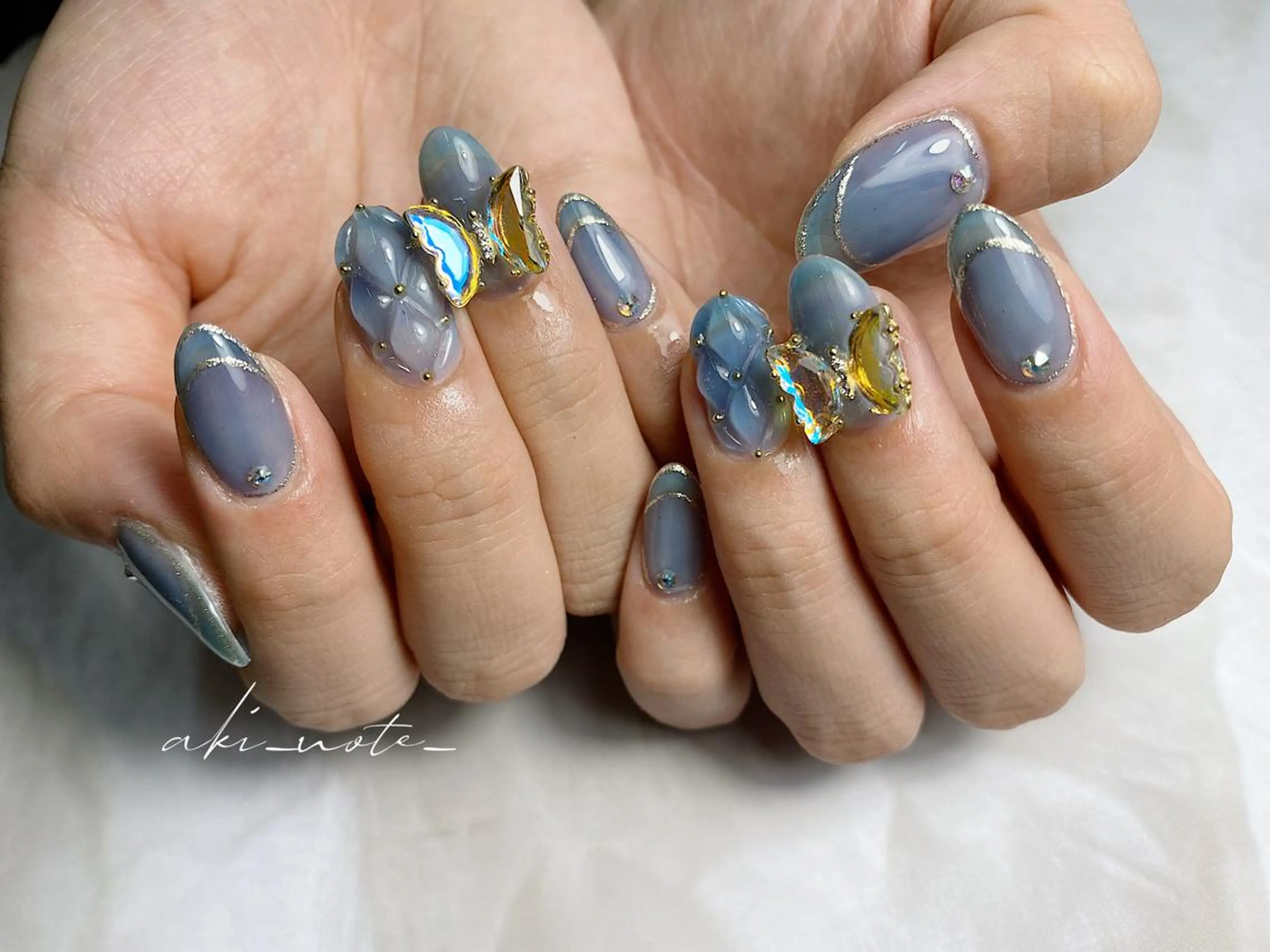 ネイル ハンドネイル フットネイル GRANDE大須 栄/店長 aki🌙のネイルデザイン