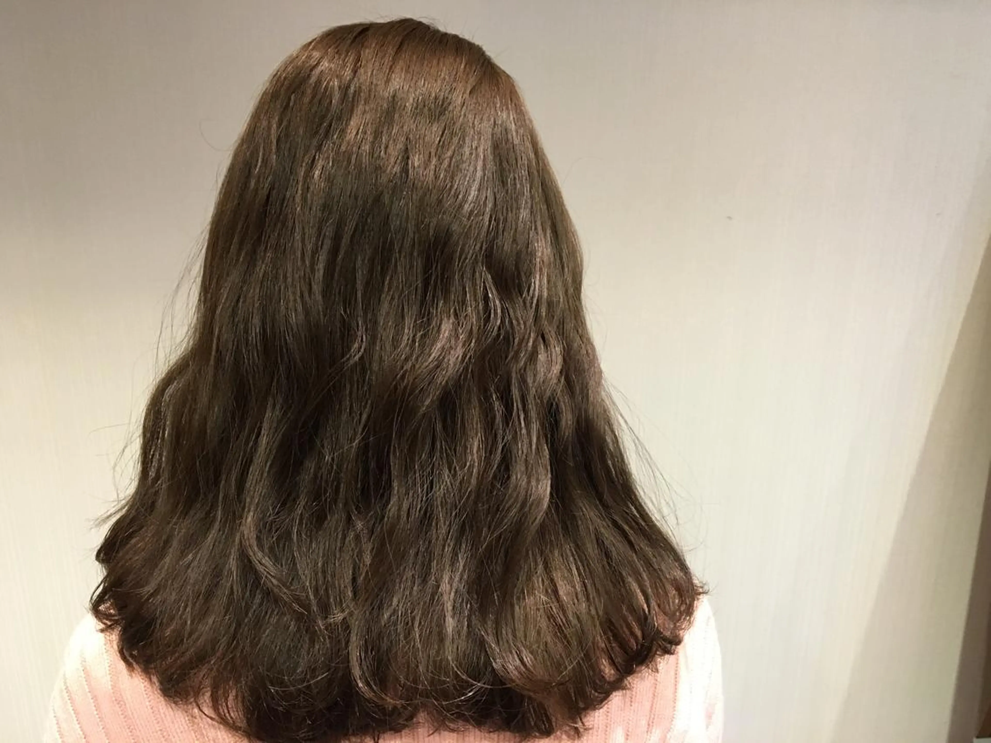 カラー 【mokuオーナー】 ちはるのヘアスタイル