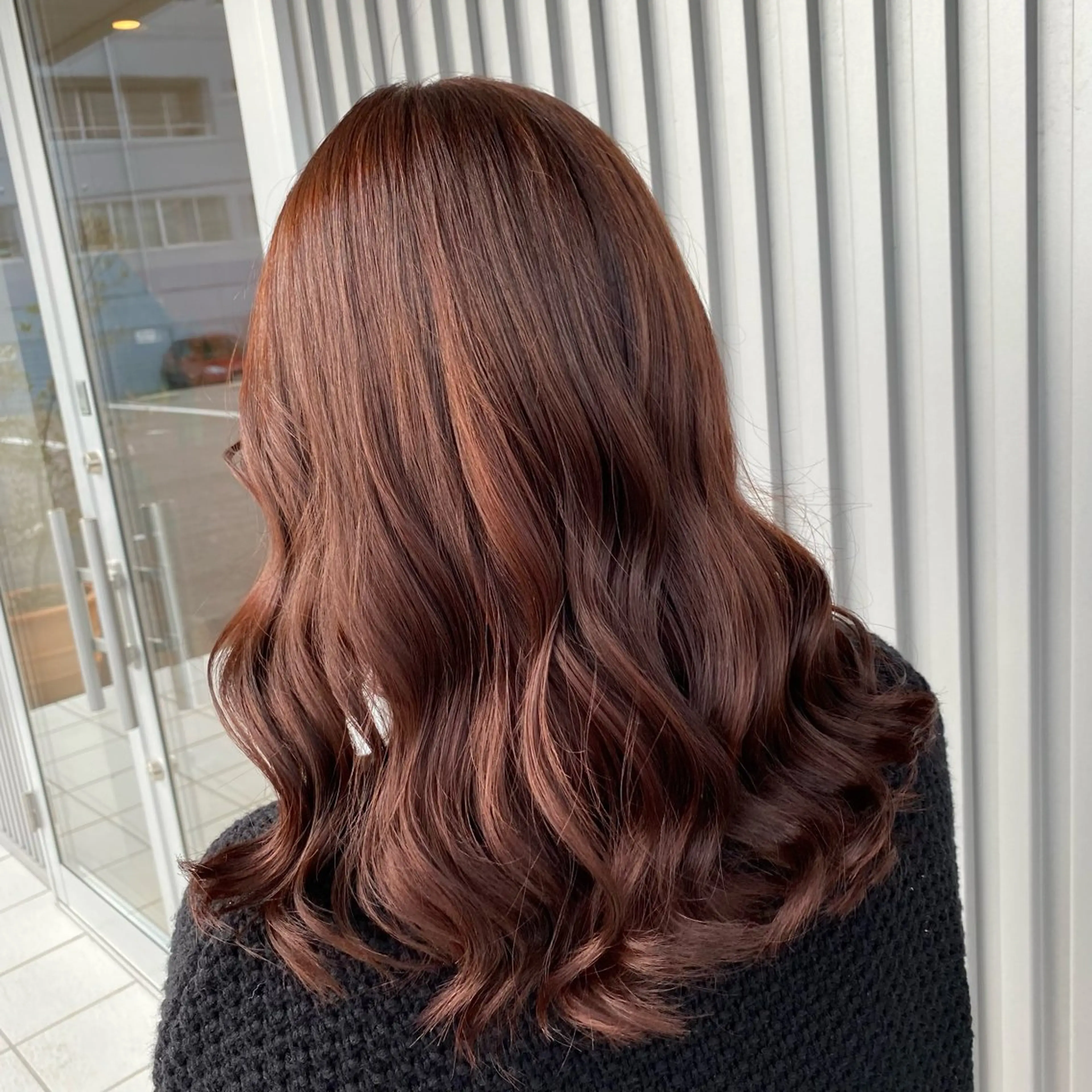 セミロング カラー 井手 孔介のヘアスタイル