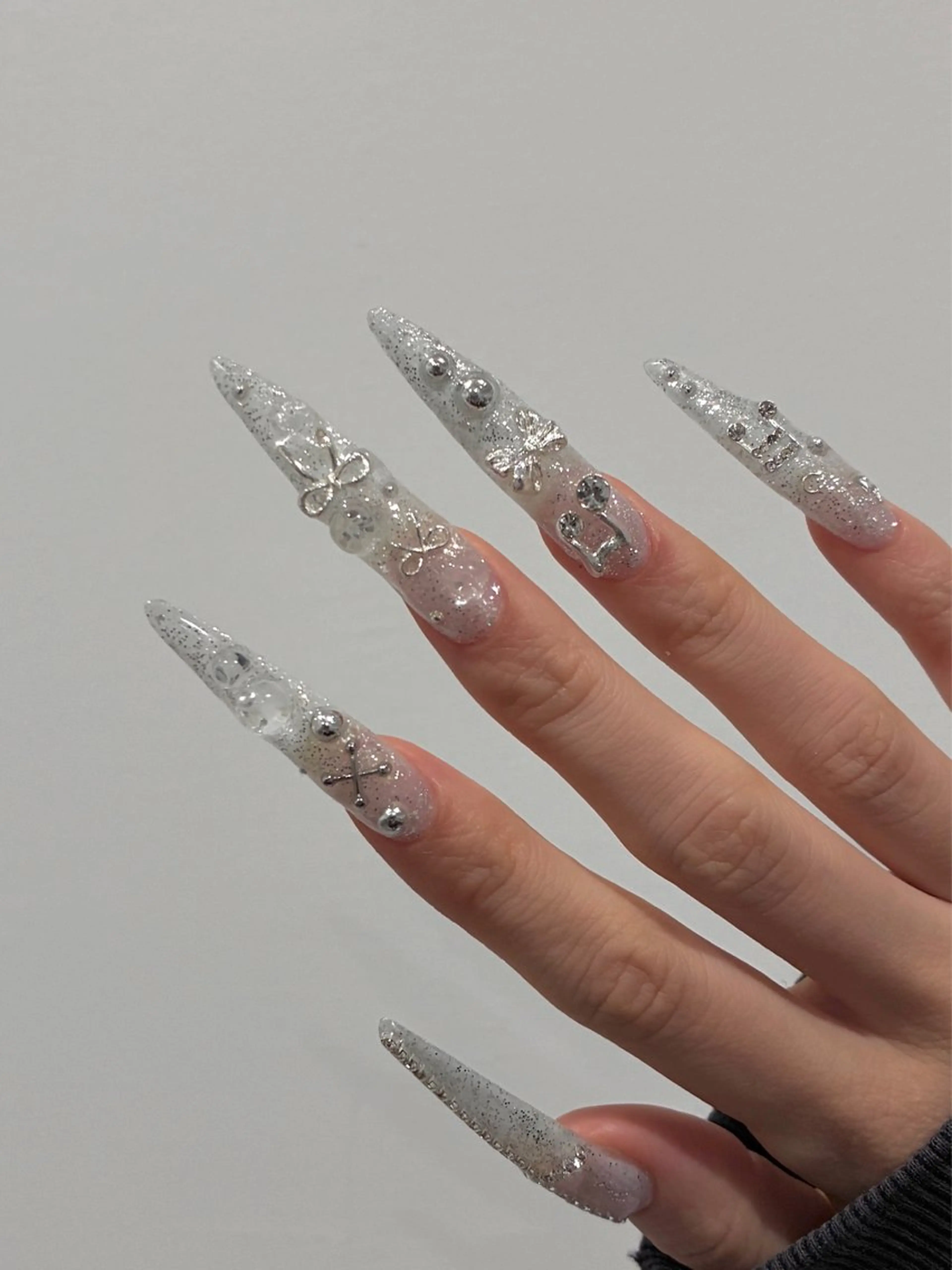 ネイル ハンドネイル 🎼CAFUNÉ_ TOKYO.•*¨のネイルデザイン