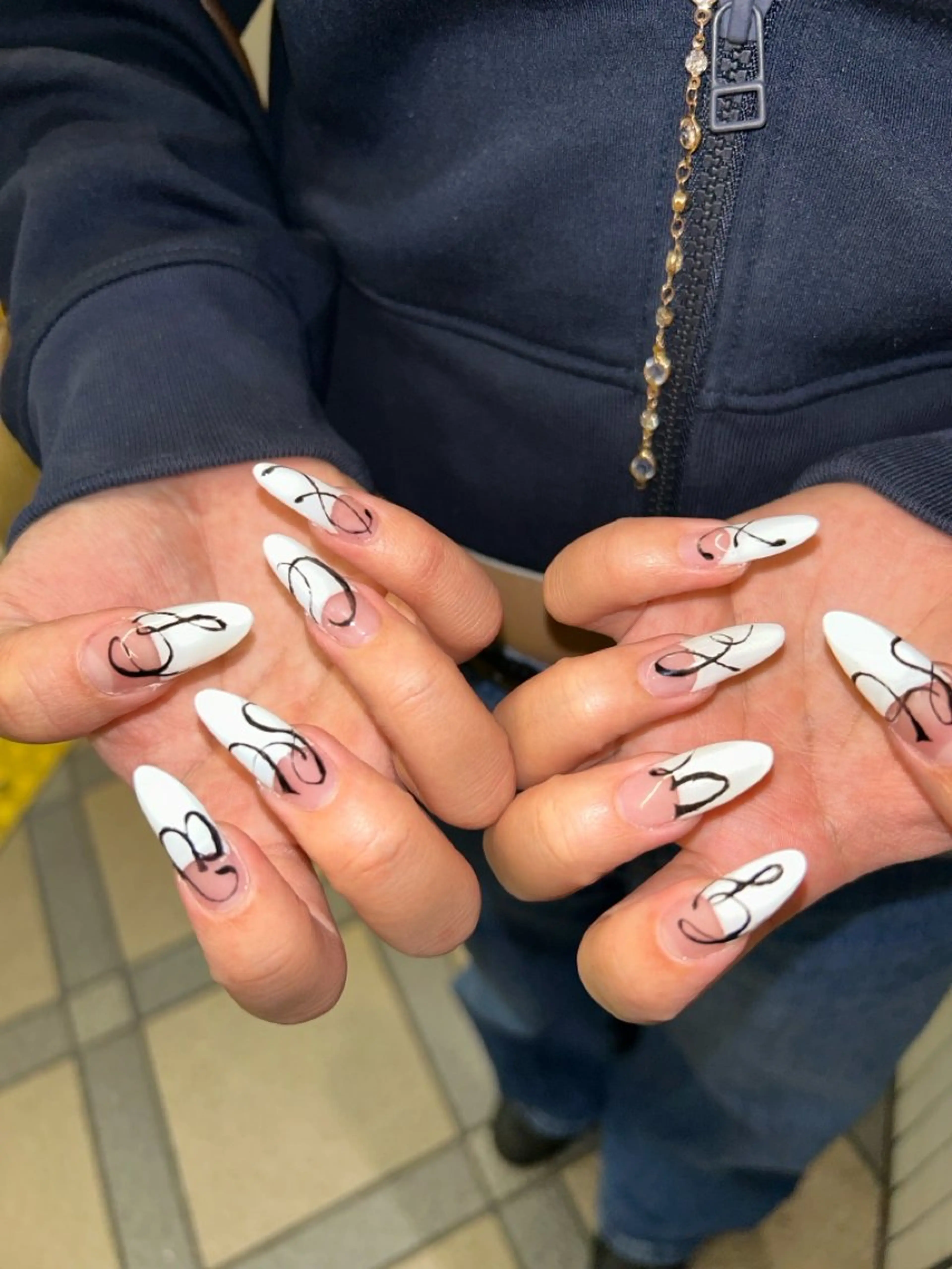 ネイル Queennail 北堀江megumiのネイルデザイン