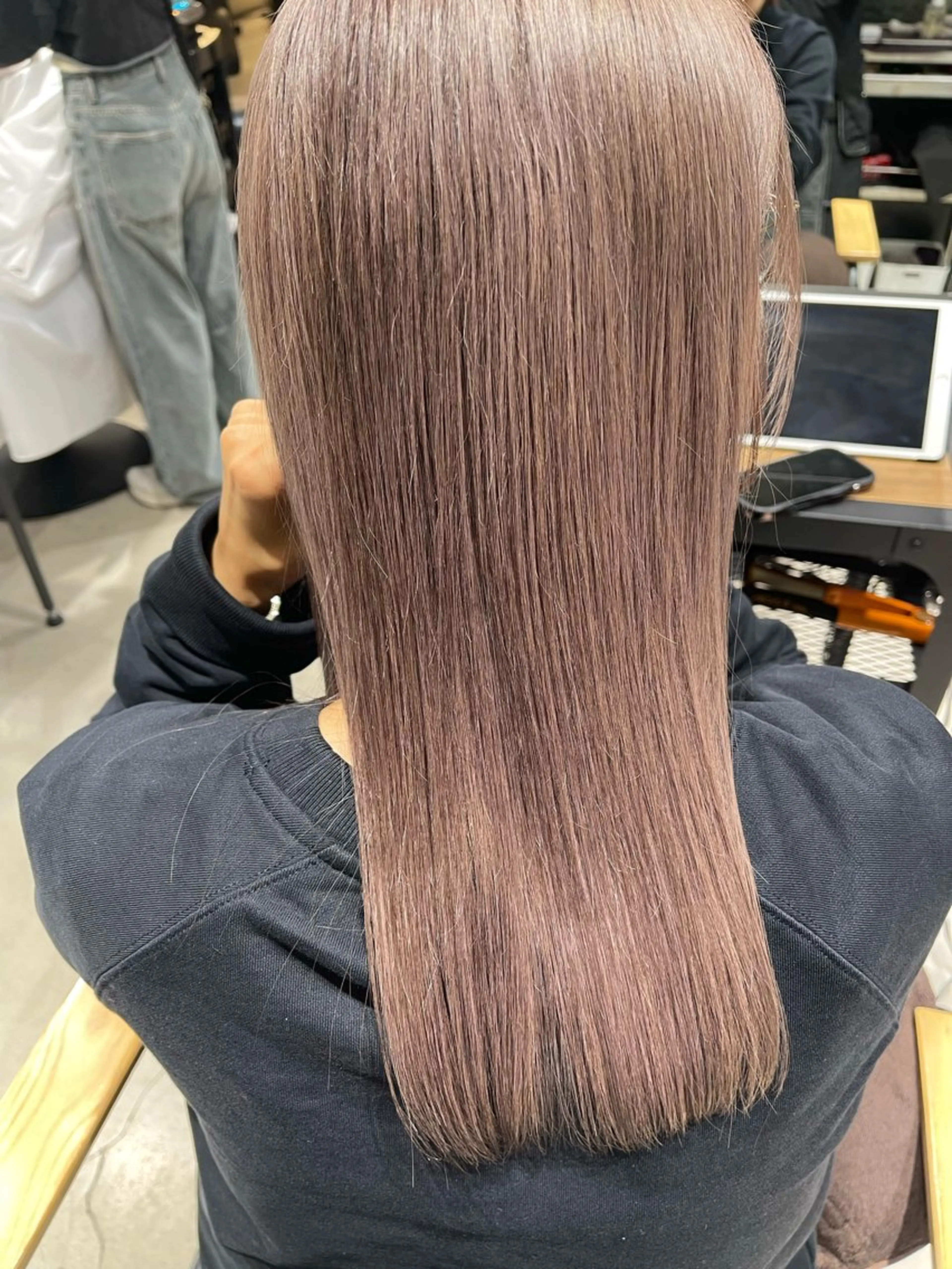 ミディアム カラー CARICIA 渡邉 祐南のヘアスタイル