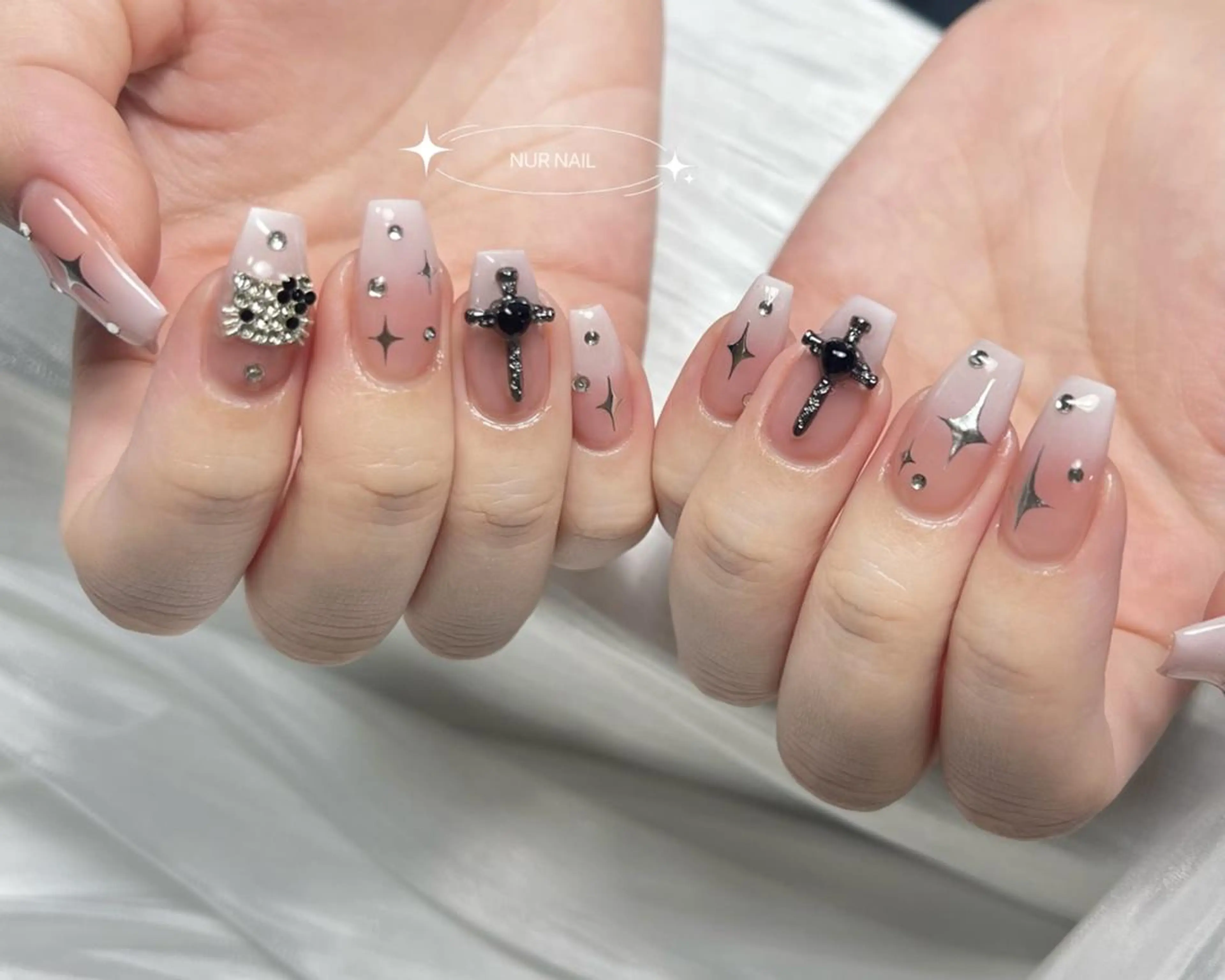 ネイル ハンドネイル ハンドケア 🫧NUR NAIL✨のネイルデザイン