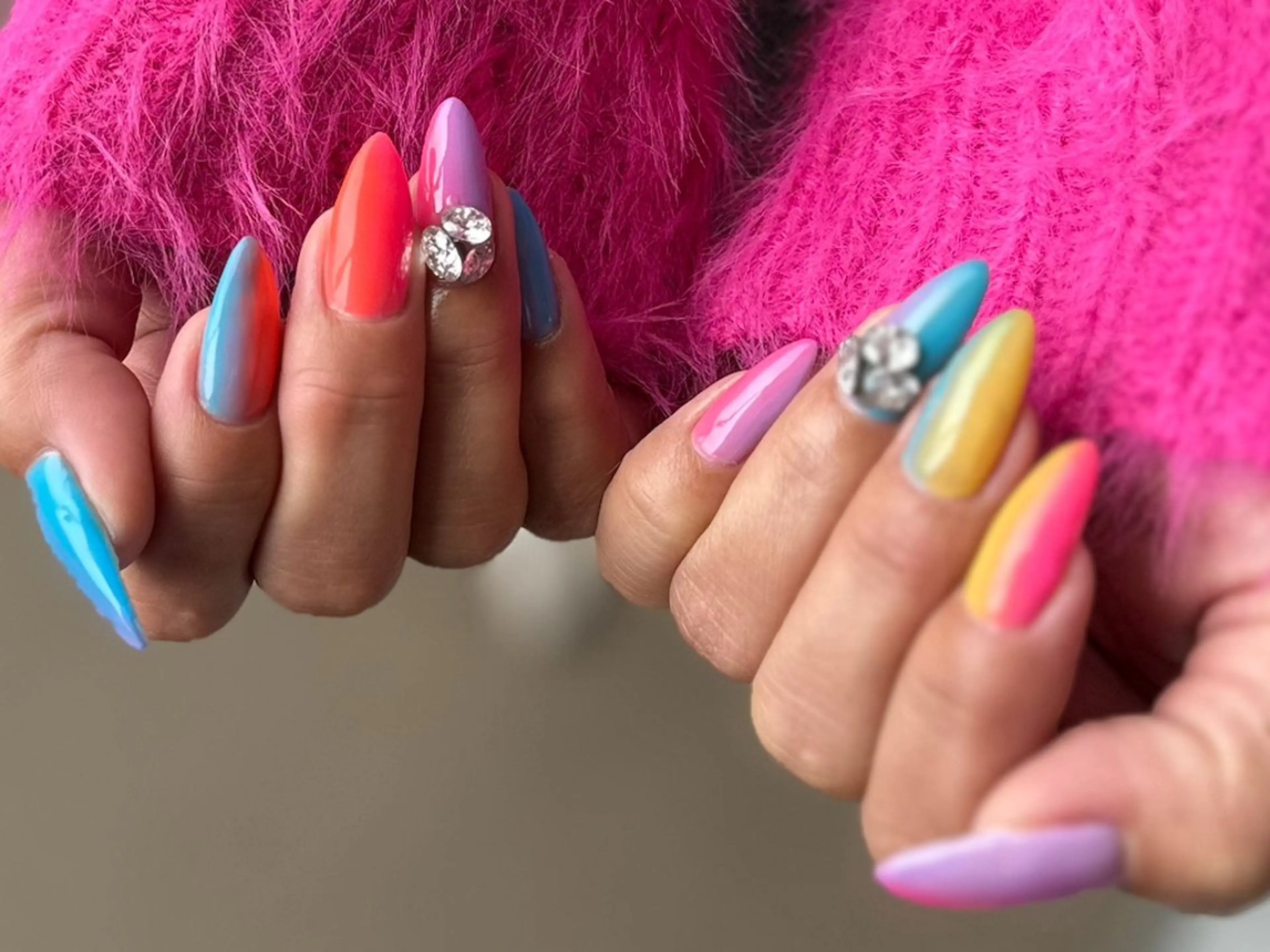 ネイル 新山 聖のネイルデザイン