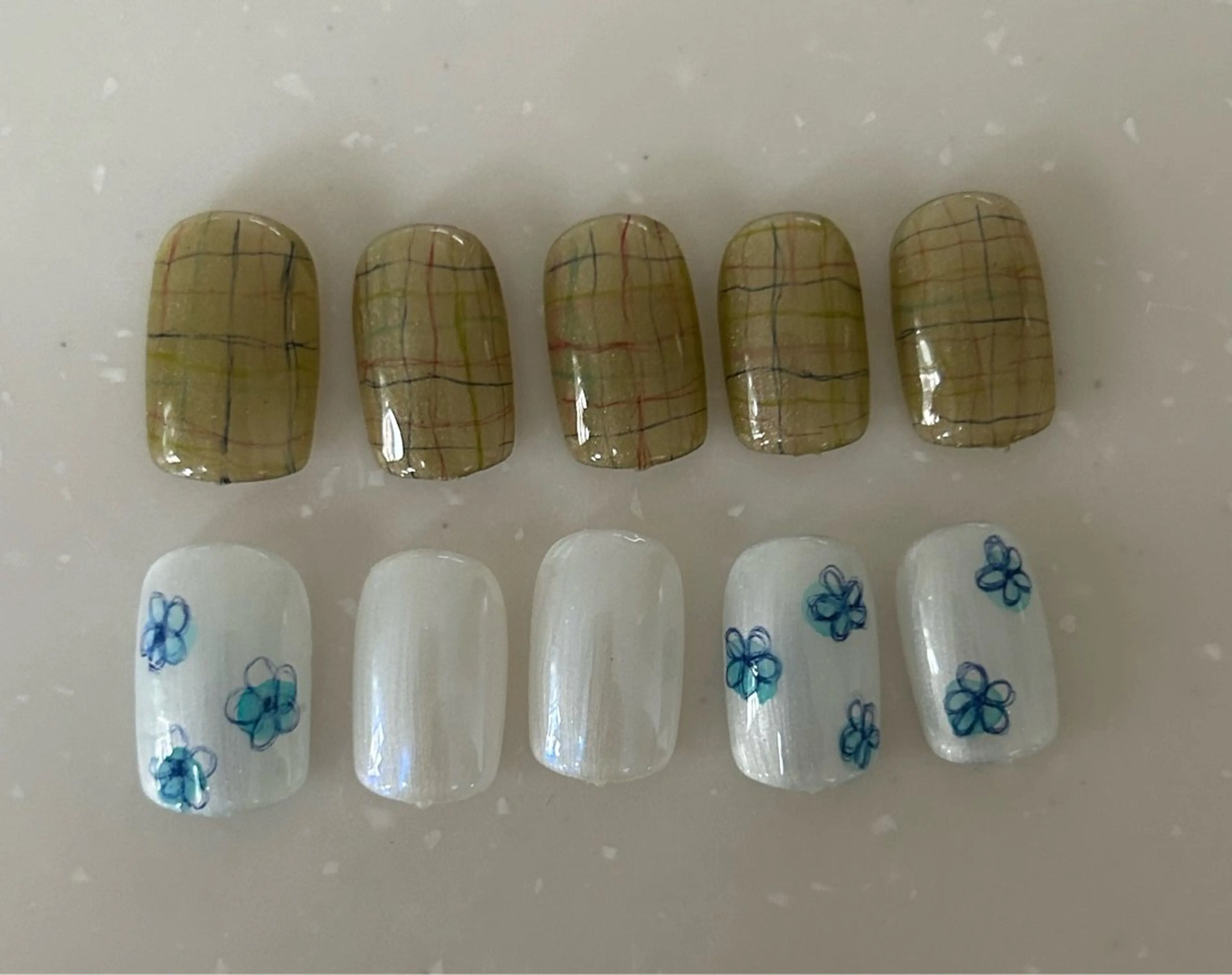 ネイル 大橋 那月のネイルデザイン